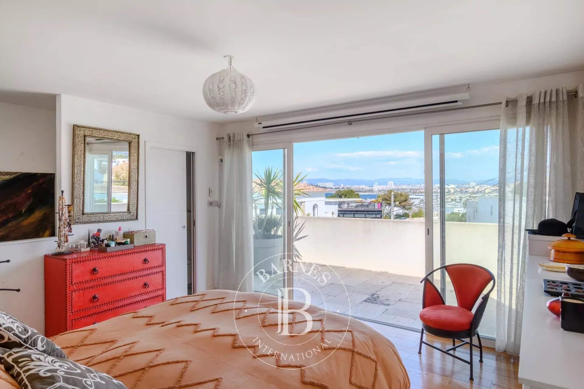 Marseille  - House 5 Bedrooms - picture 17