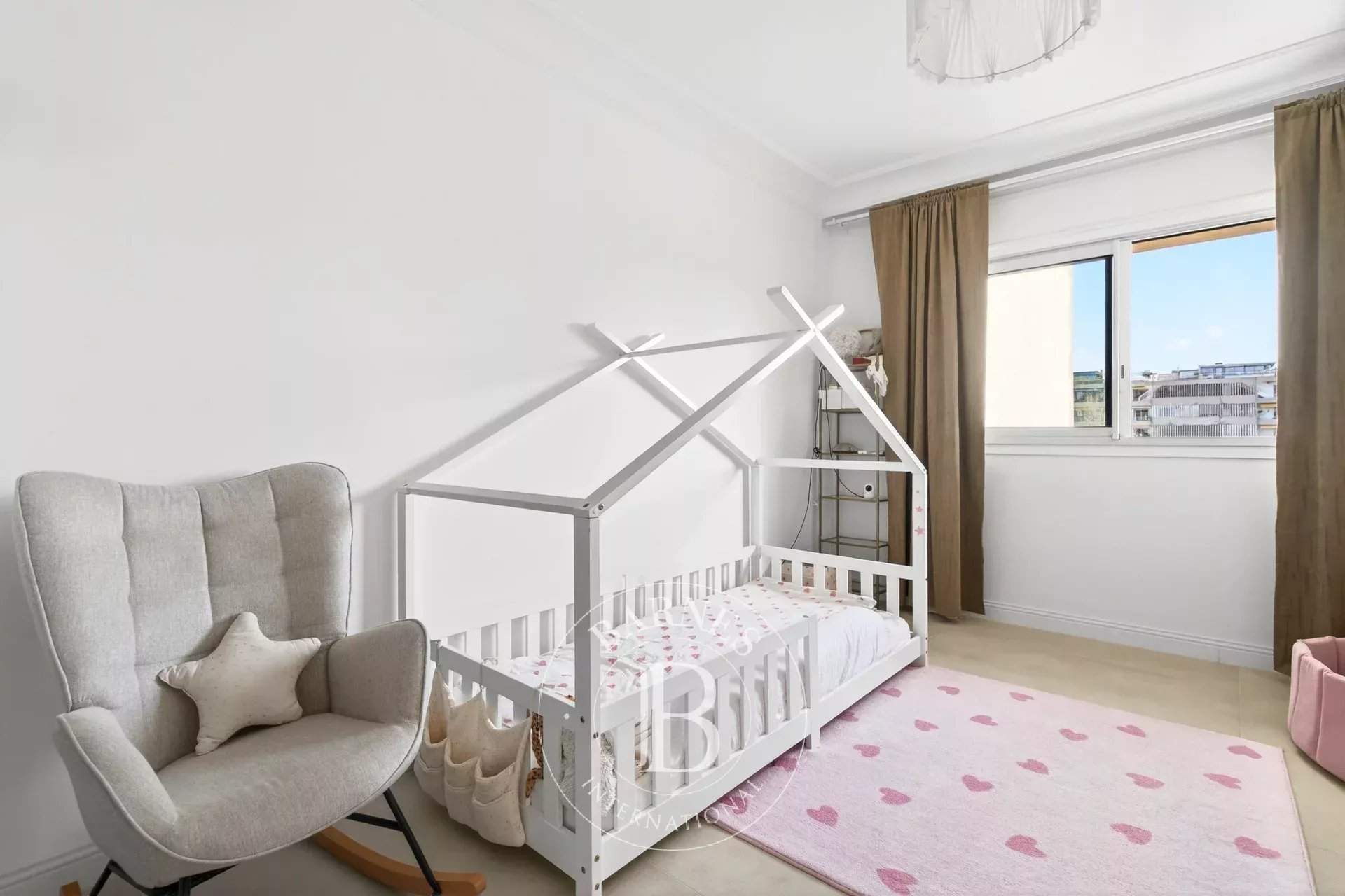 Marseille  - Apartment 3 Bedrooms - picture 8