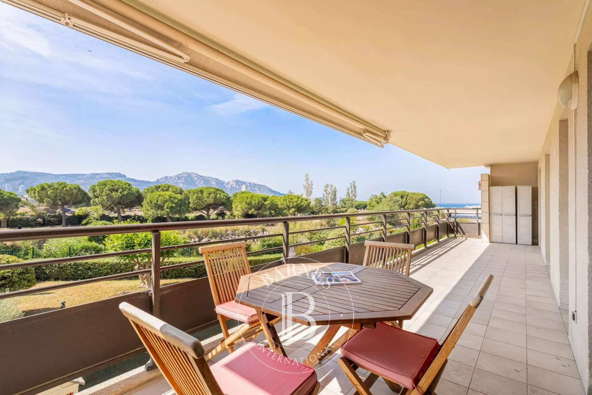 Marseille  - Apartment 2 Bedrooms - picture 1