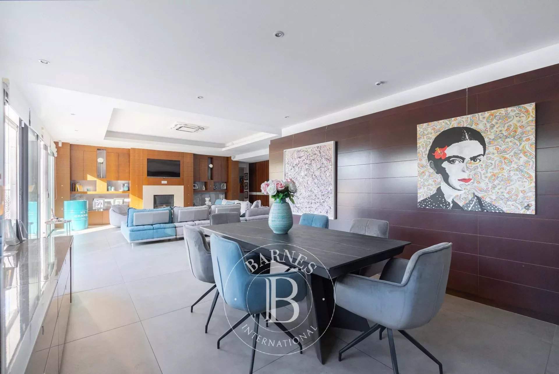 Marseille  - Maison 7 Pièces 5 Chambres - picture 7