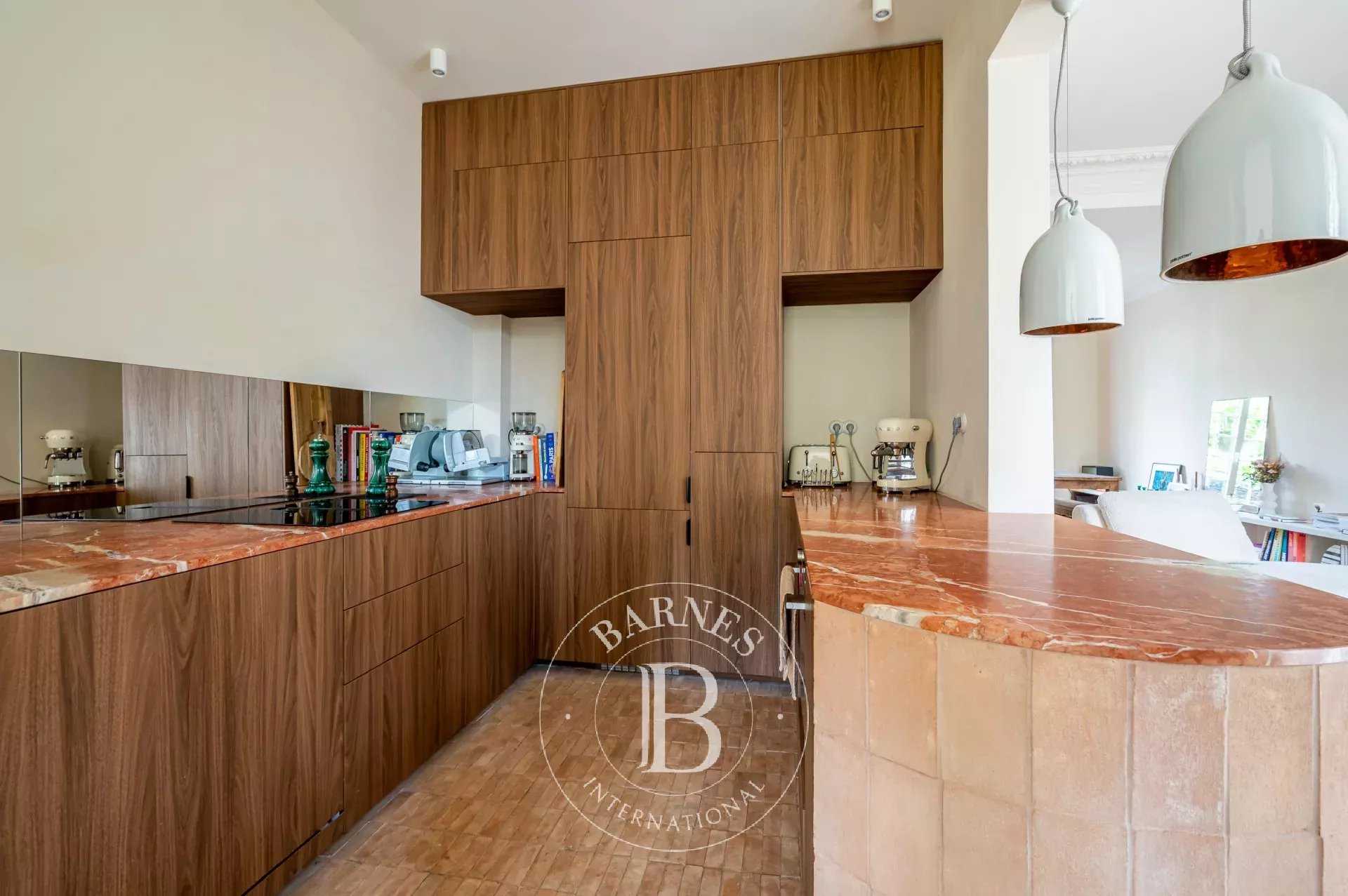 Asnières-sur-Seine  - House 5 Bedrooms