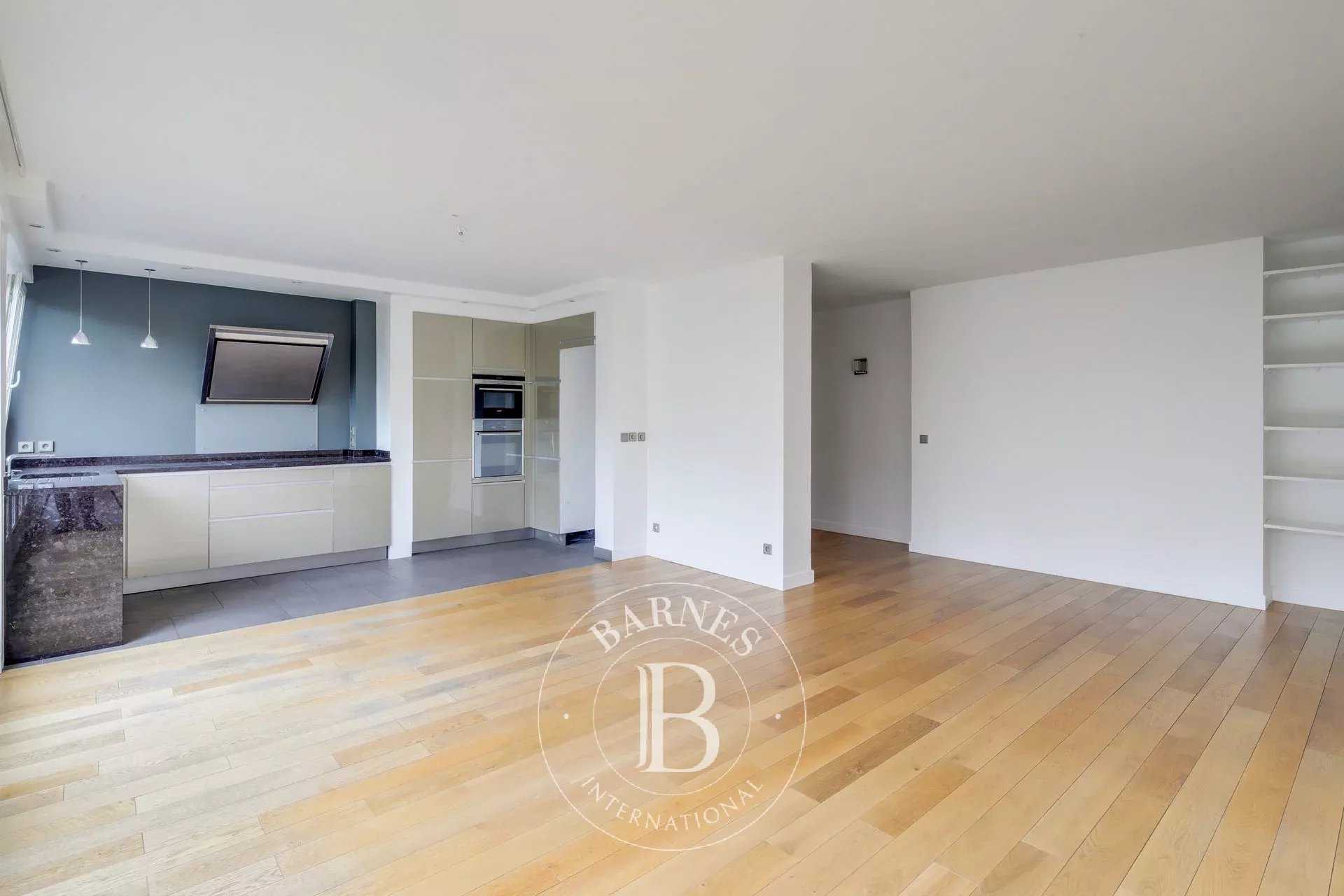 Neuilly-sur-Seine  - Apartment 3 Bedrooms