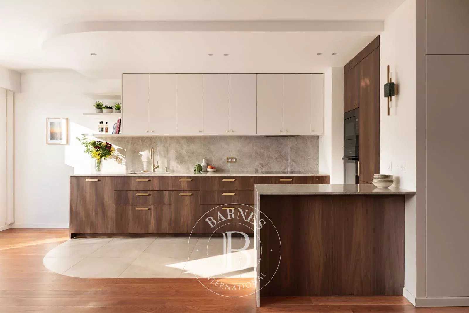 Clichy  - Appartement 4 Pièces 3 Chambres