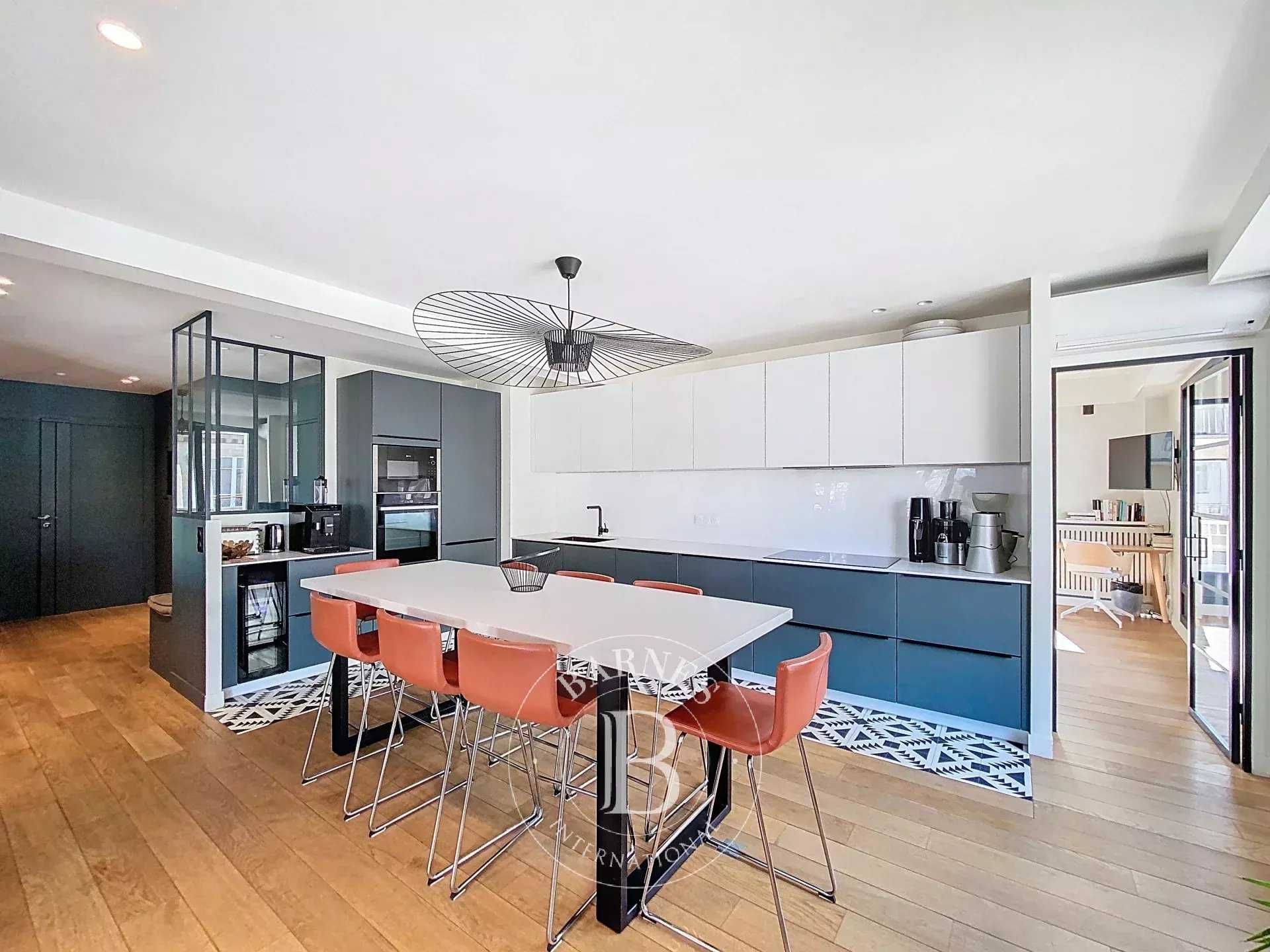 Neuilly-sur-Seine  - Appartement 4 Pi&egrave;ces 4 Chambres