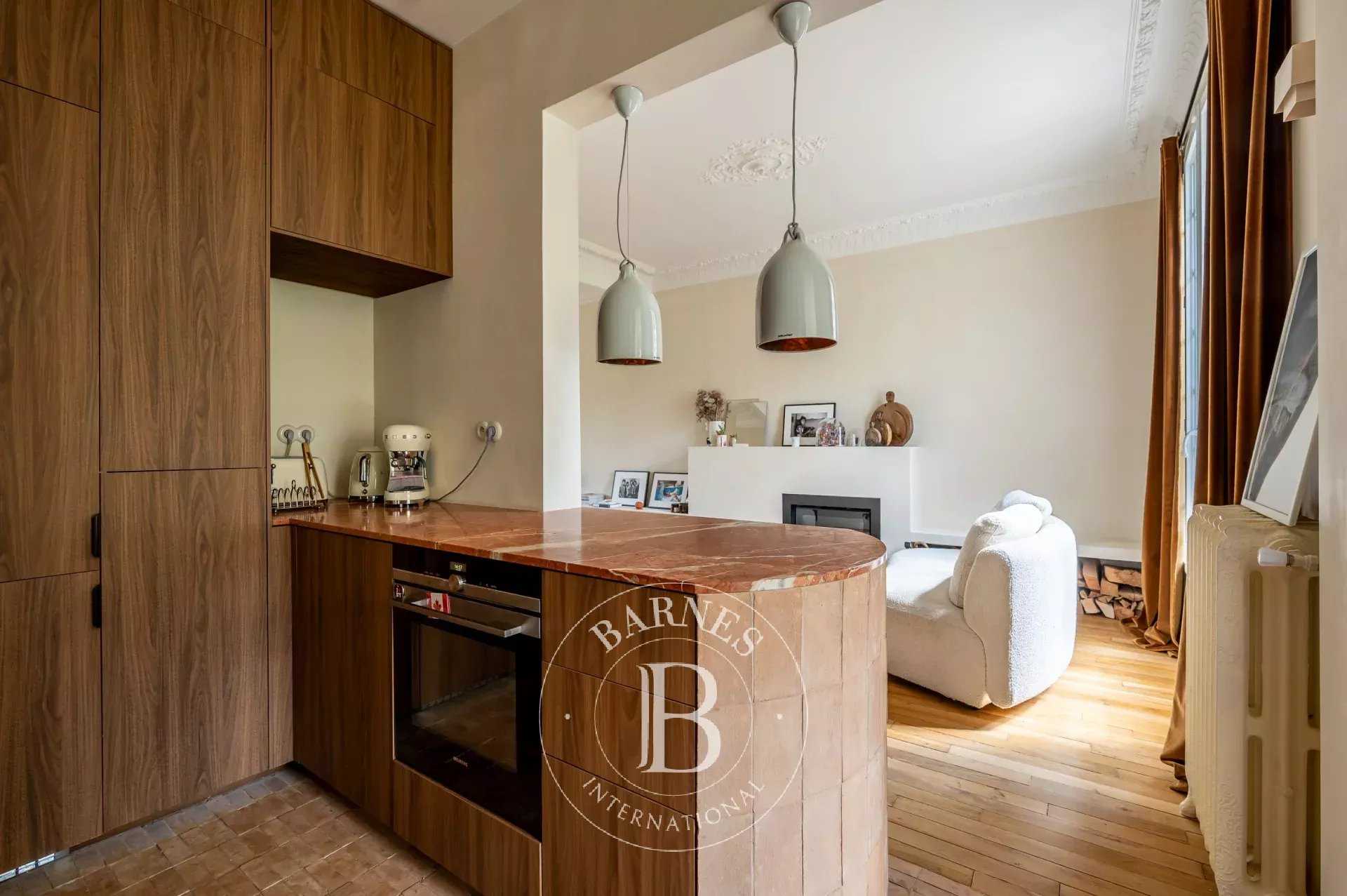 Asnières-sur-Seine  - House 5 Bedrooms