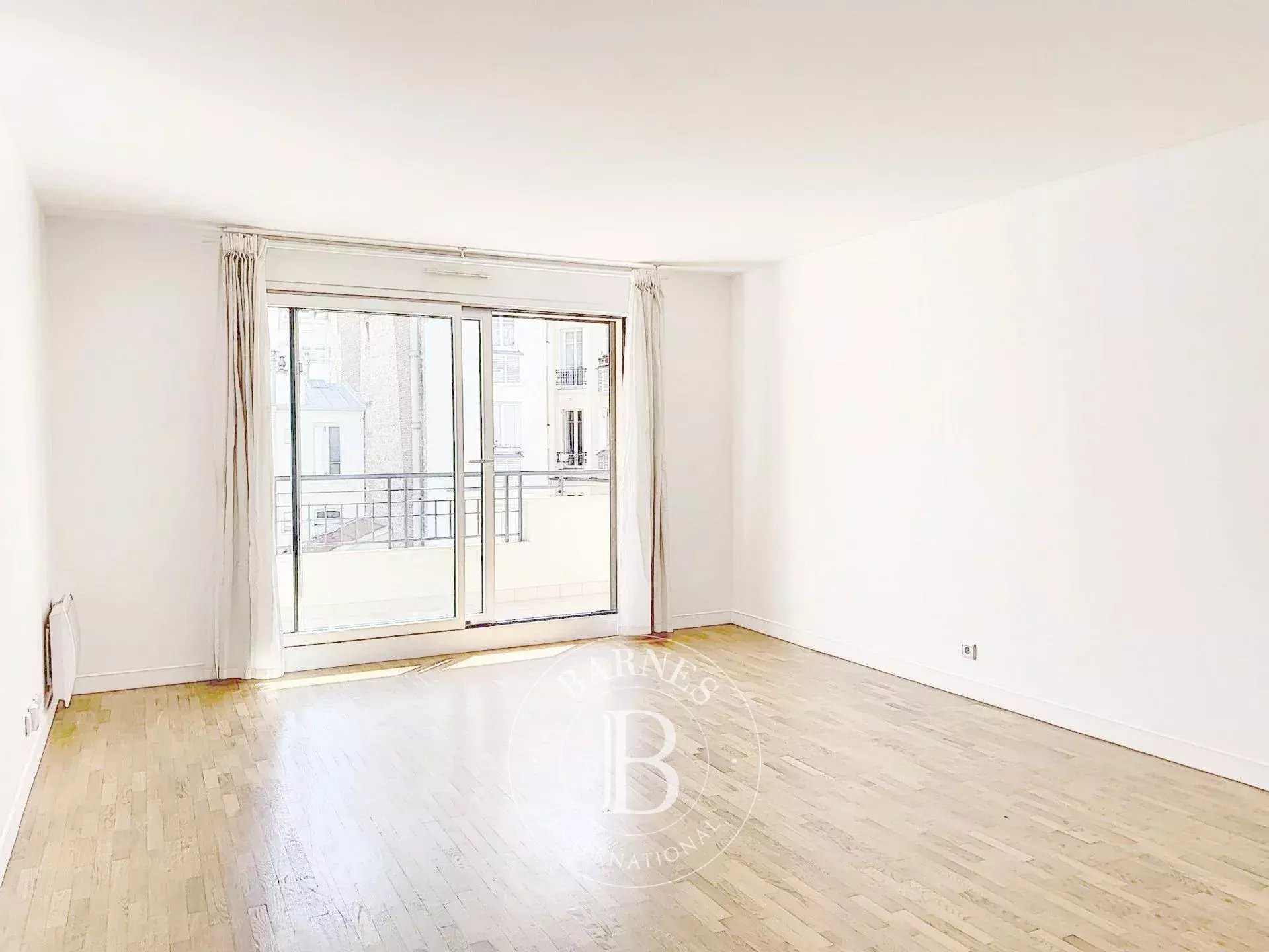 Apartment Levallois-Perret