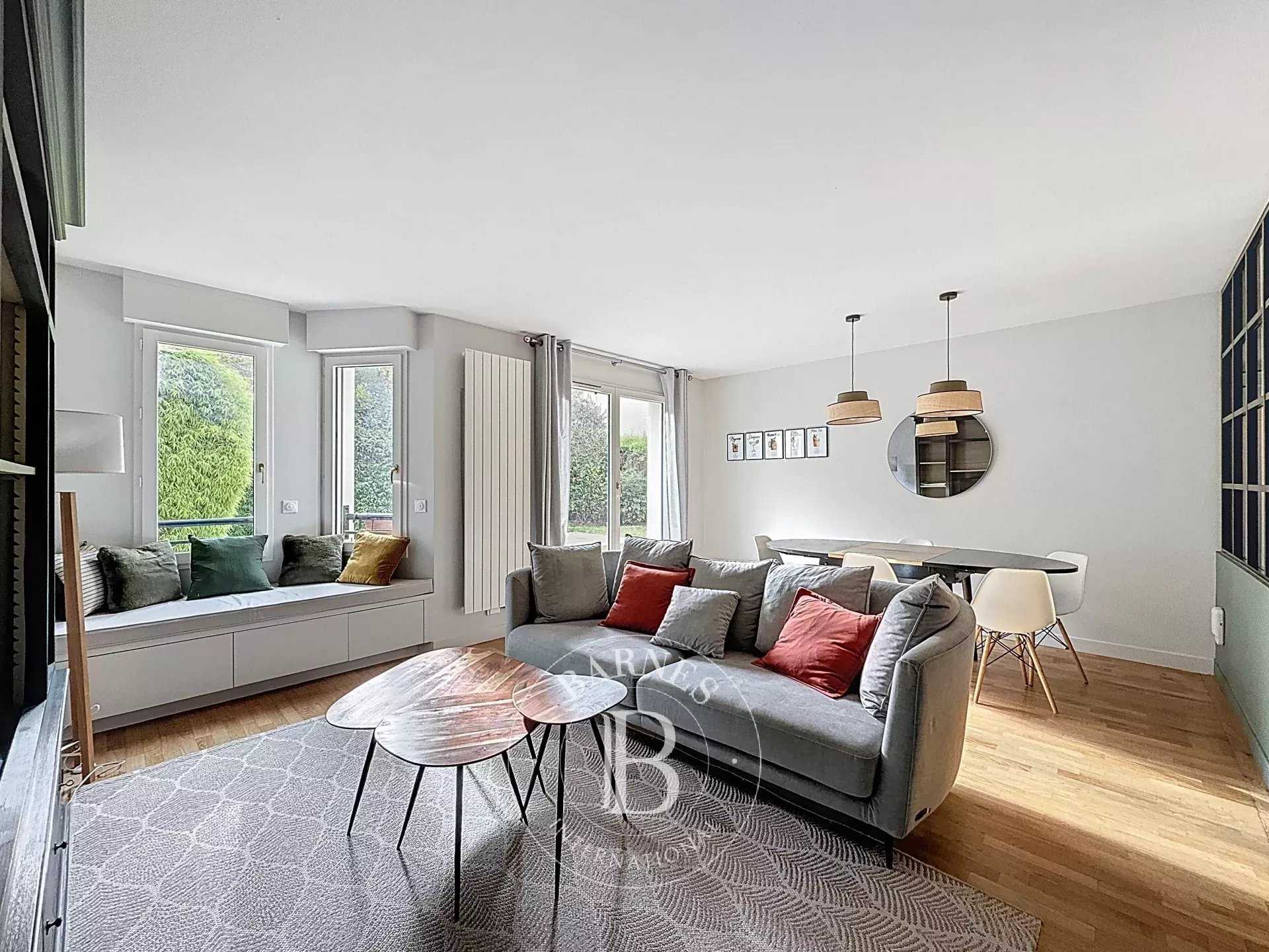 Courbevoie  - Appartement 3 Pièces 2 Chambres