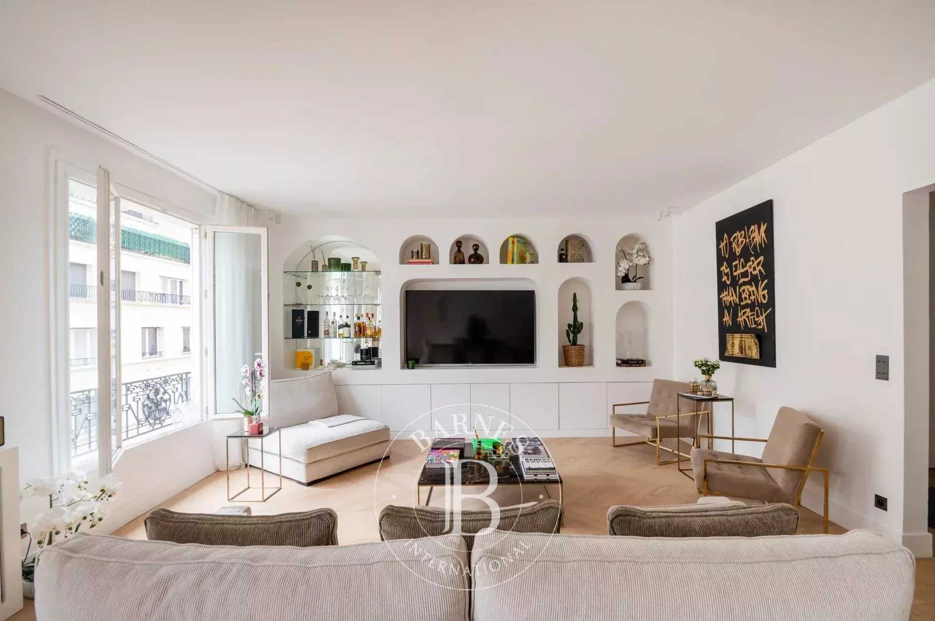 Neuilly-sur-Seine  - Apartment 3 Bedrooms