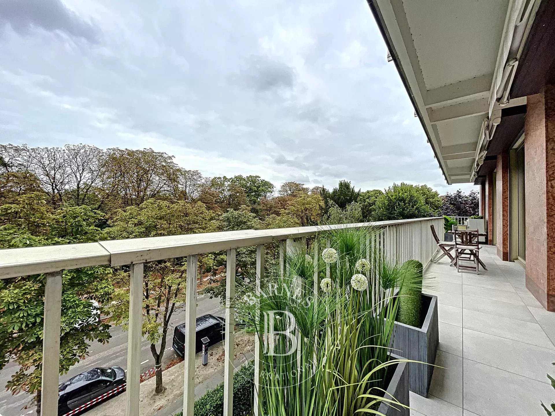 Neuilly-sur-Seine  - Apartment 5 Bedrooms