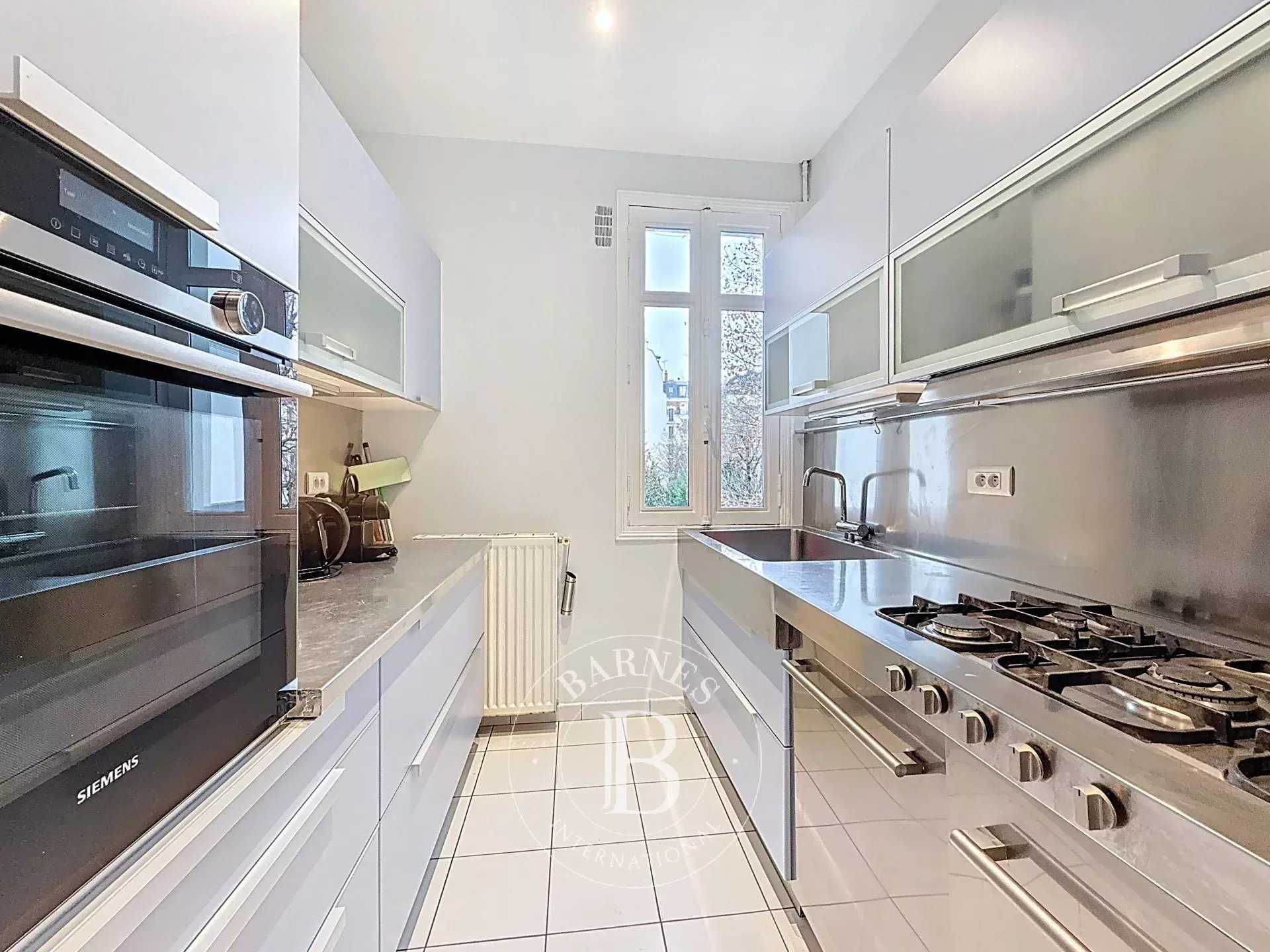 Neuilly-sur-Seine  - Apartment 2 Bedrooms