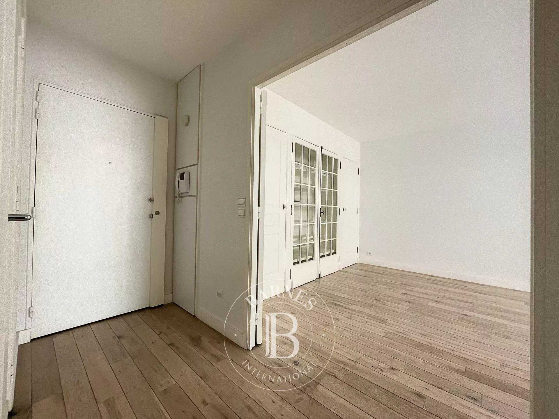Neuilly-sur-Seine  - Appartement 2 Pièces, 1 Chambre