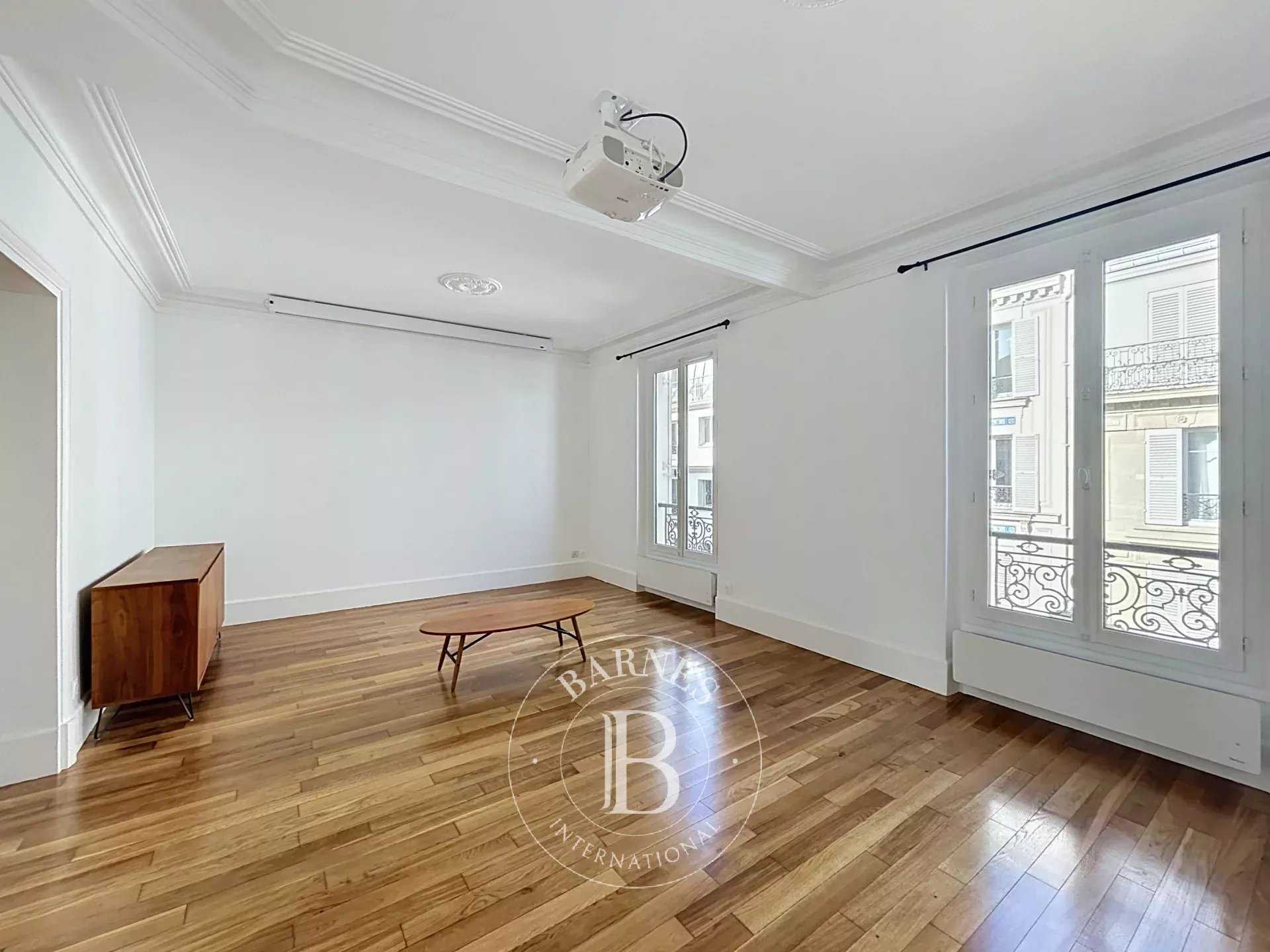 Levallois-Perret  - Apartment 2 Bedrooms