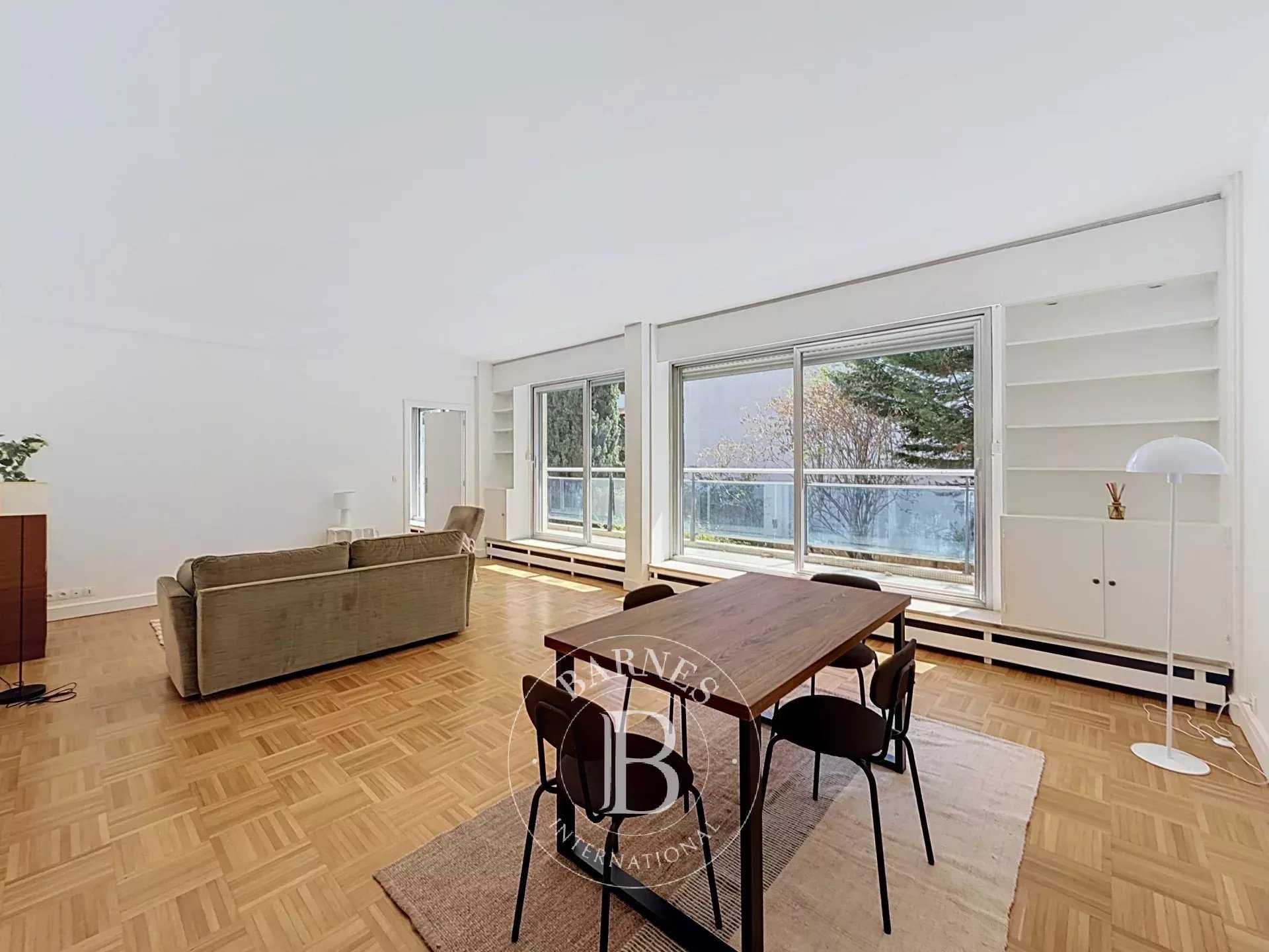 Neuilly-sur-Seine  - Appartement 3 Pi&egrave;ces 2 Chambres