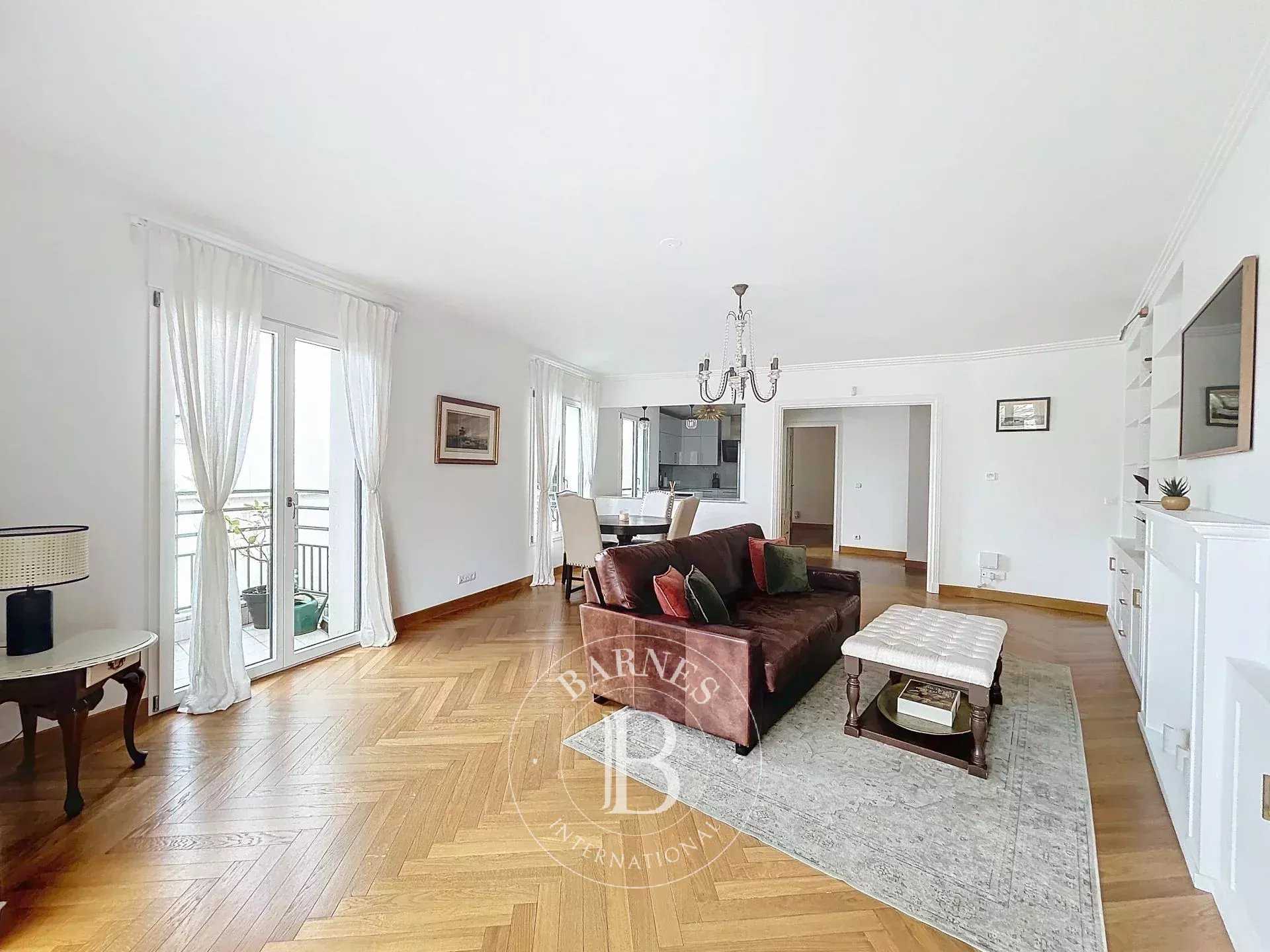 Neuilly-sur-Seine  - Apartment 3 Bedrooms