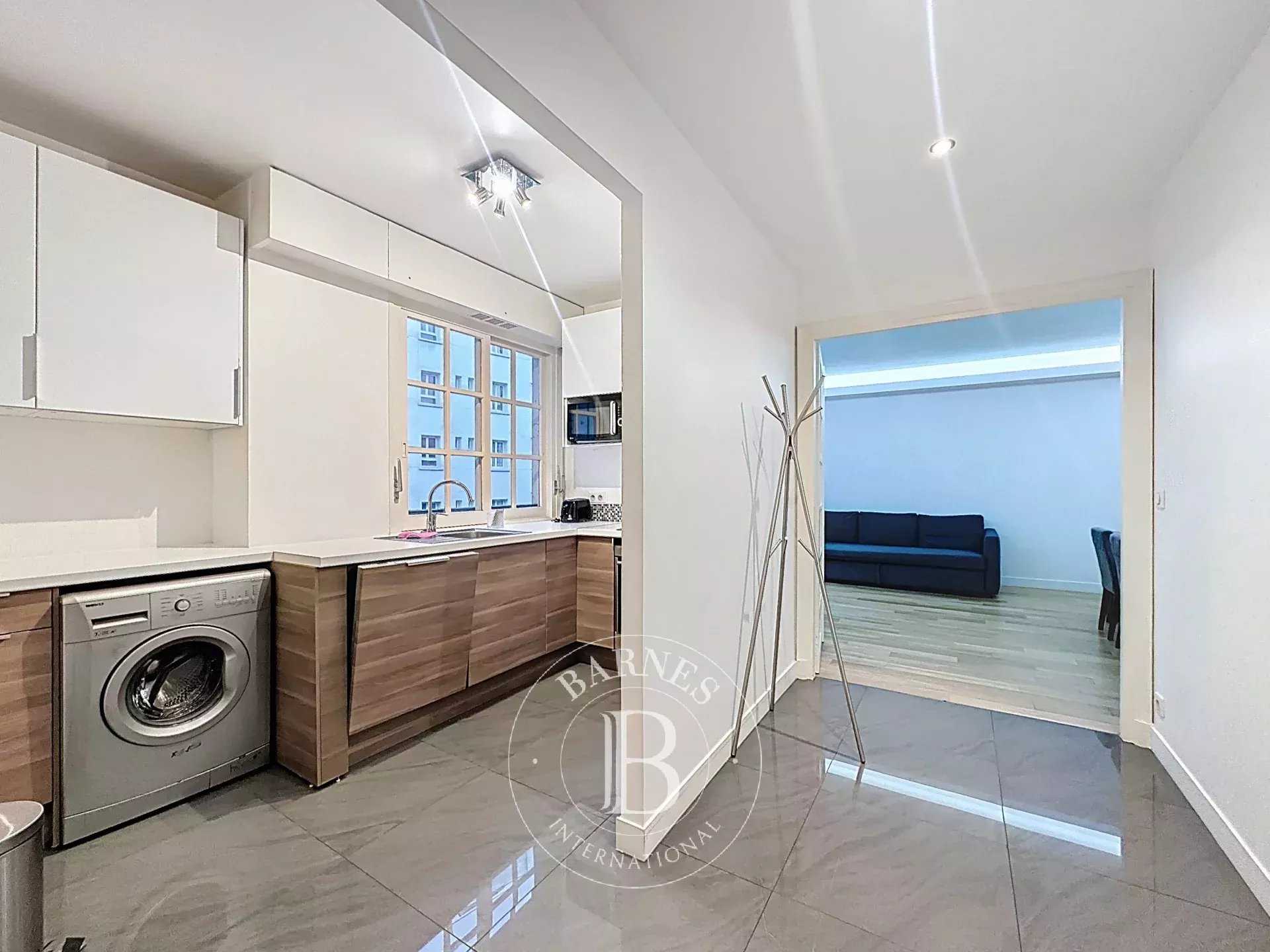 Neuilly-sur-Seine  - Appartement 2 Pièces, 1 Chambre