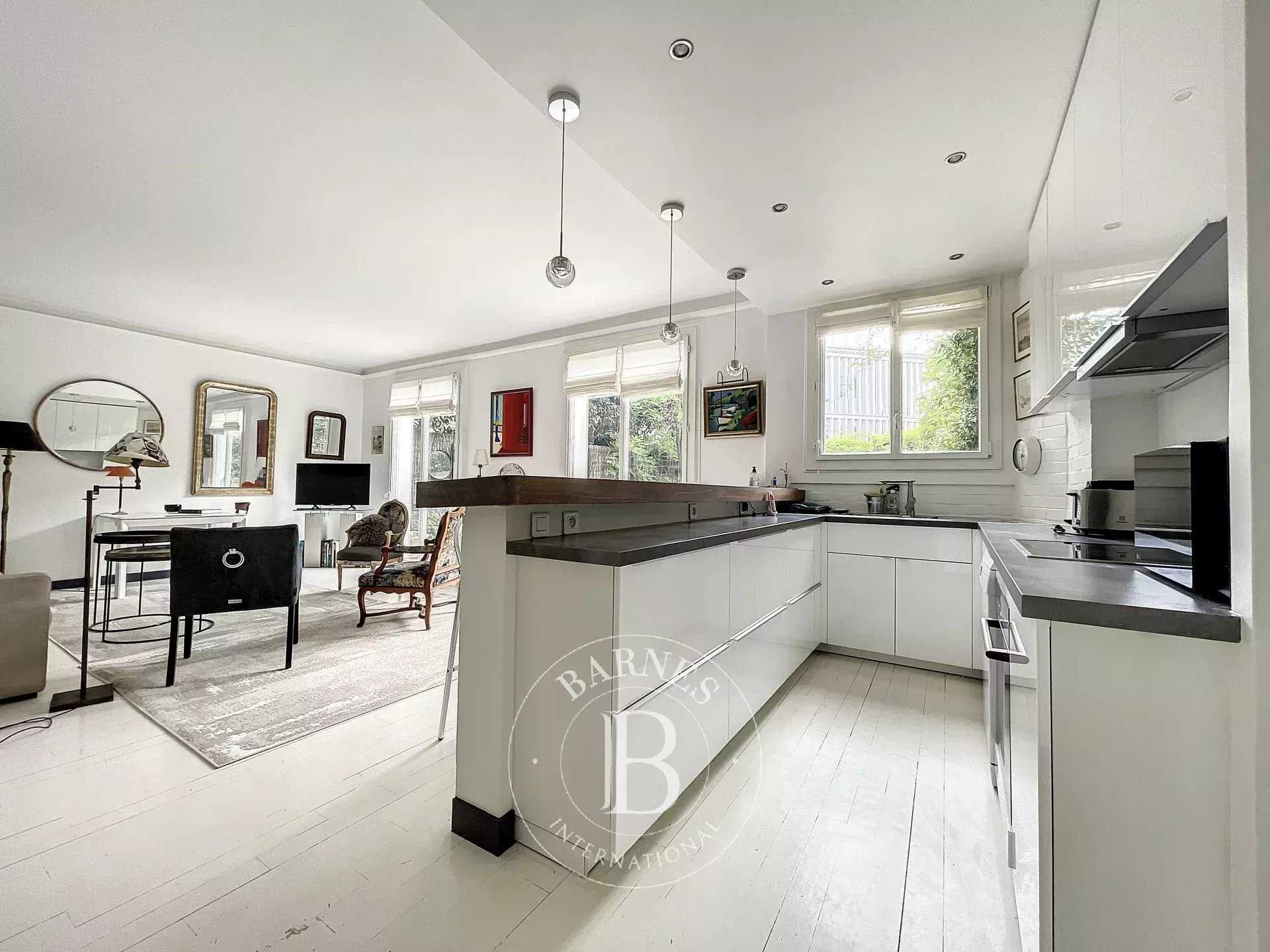 Neuilly-sur-Seine  - Appartement 3 Pièces 2 Chambres