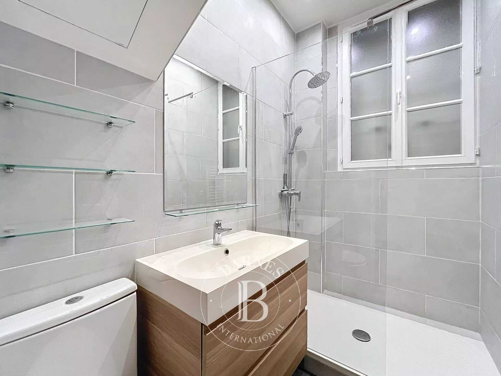 Levallois-Perret  - Apartment 1 Bedroom