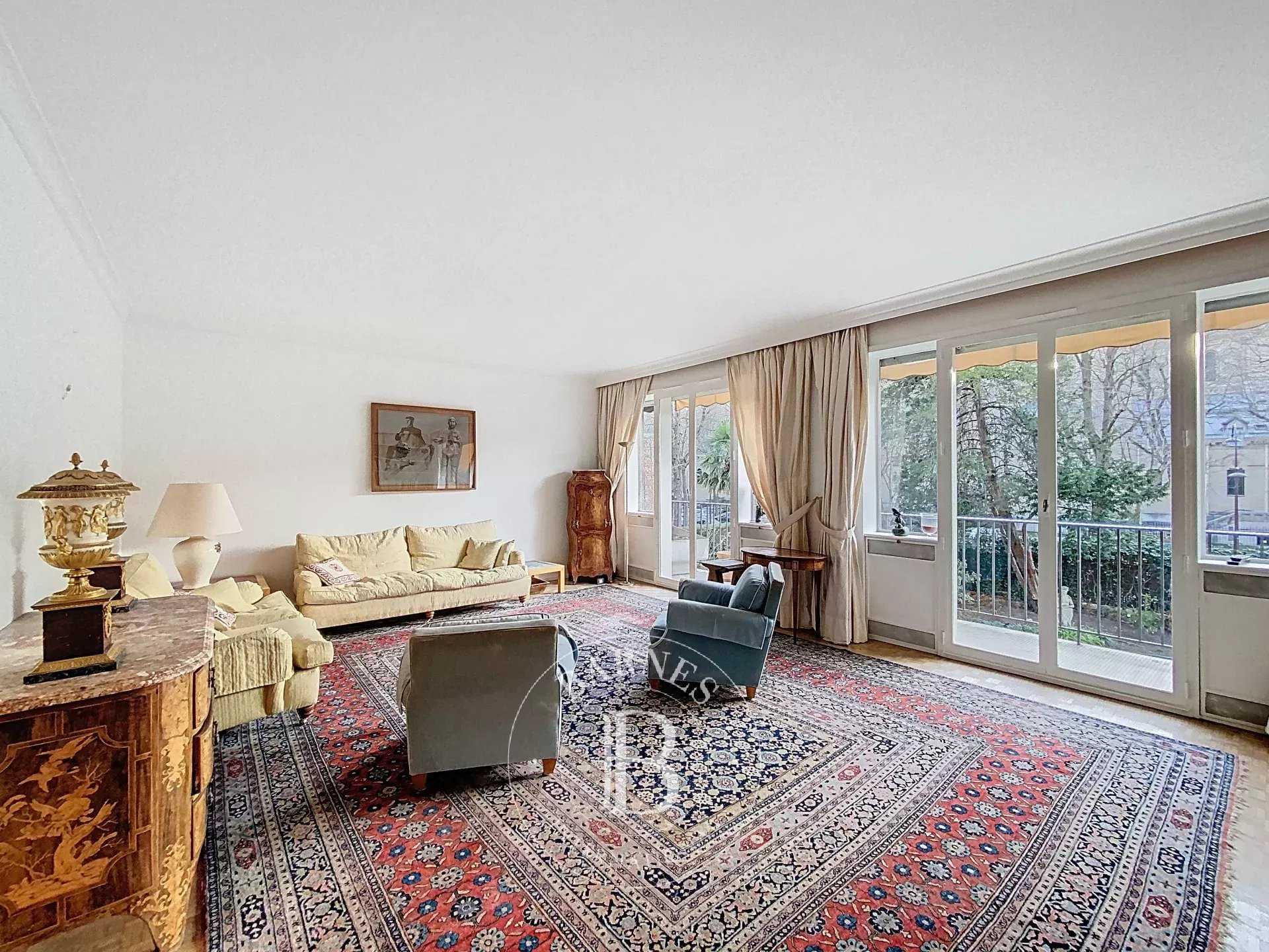 Neuilly-sur-Seine  - Appartement 5 Pi&egrave;ces 4 Chambres