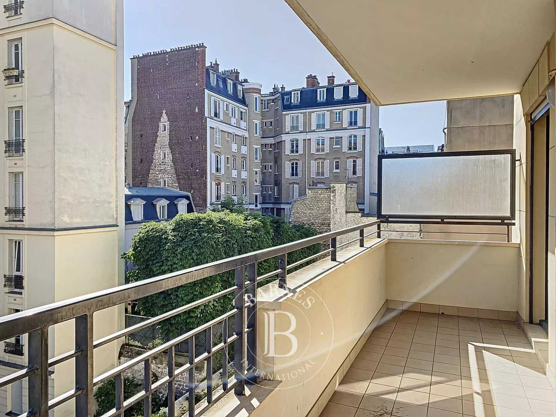 Levallois-Perret  - Apartment 3 Bedrooms