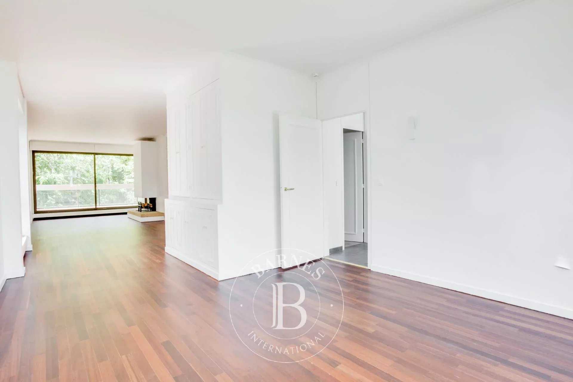 Neuilly-sur-Seine  - Appartement 4 Pièces 2 Chambres