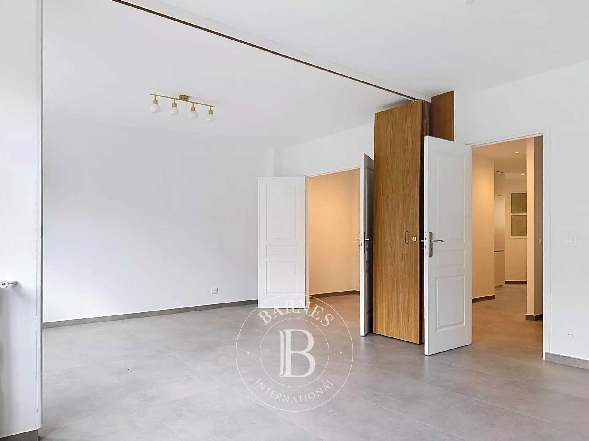 Neuilly-sur-Seine  - Appartement 3 Pi&egrave;ces, 1 Chambre