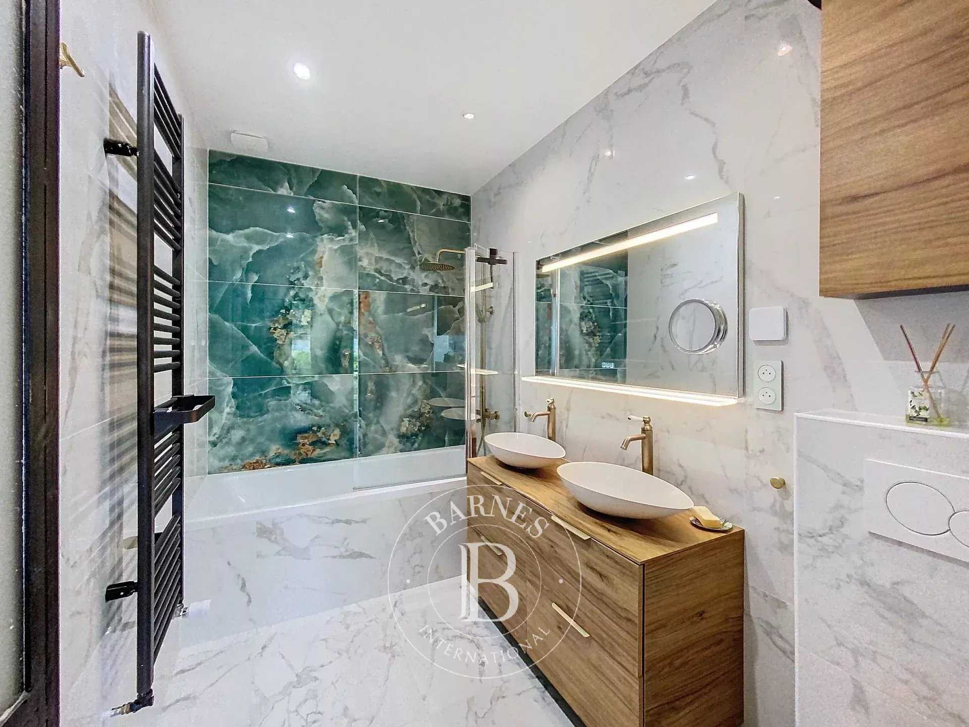 Neuilly-sur-Seine  - Appartement 3 Pièces 2 Chambres