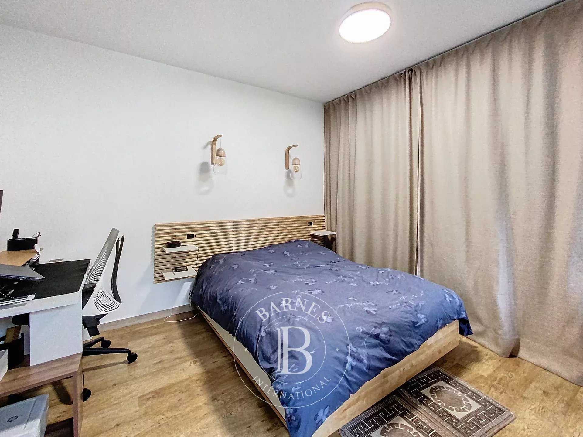 Neuilly-sur-Seine  - Appartement 3 Pi&egrave;ces 2 Chambres