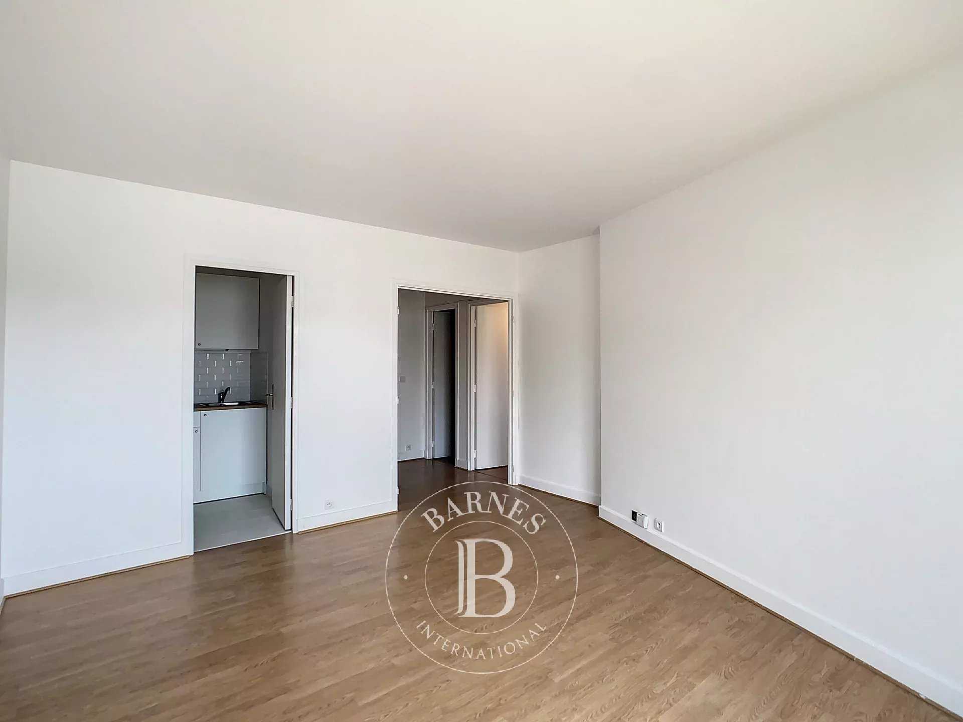 Neuilly-sur-Seine  - Piso 2 Cuartos, 1 Habitacion