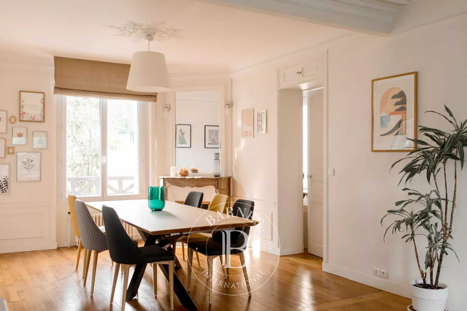 Puteaux  - Appartement 8 Pièces 7 Chambres
