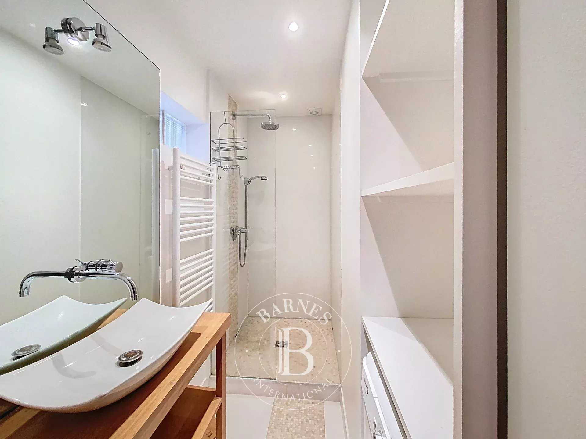 Neuilly-sur-Seine  - Appartement 2 Pièces, 1 Chambre