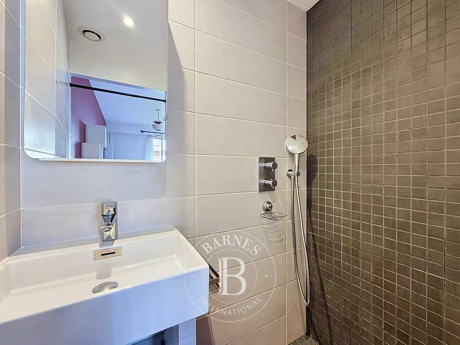 Neuilly-sur-Seine  - Appartement 3 Pi&egrave;ces 2 Chambres