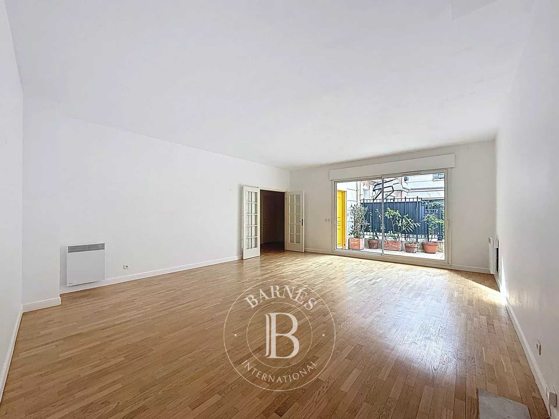 Levallois-Perret  - House 3 Bedrooms
