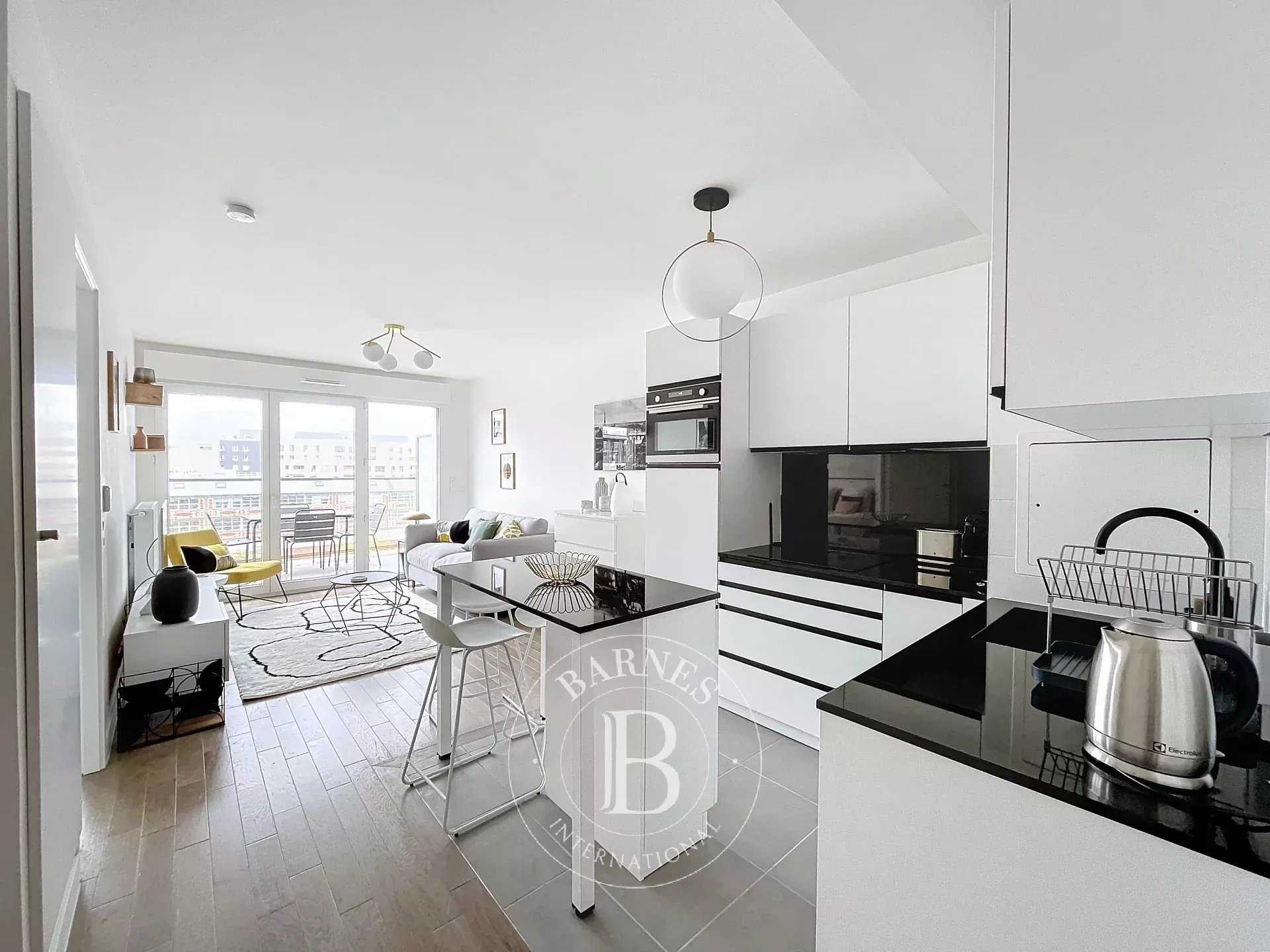 Courbevoie  - Appartement 2 Pi&egrave;ces, 1 Chambre