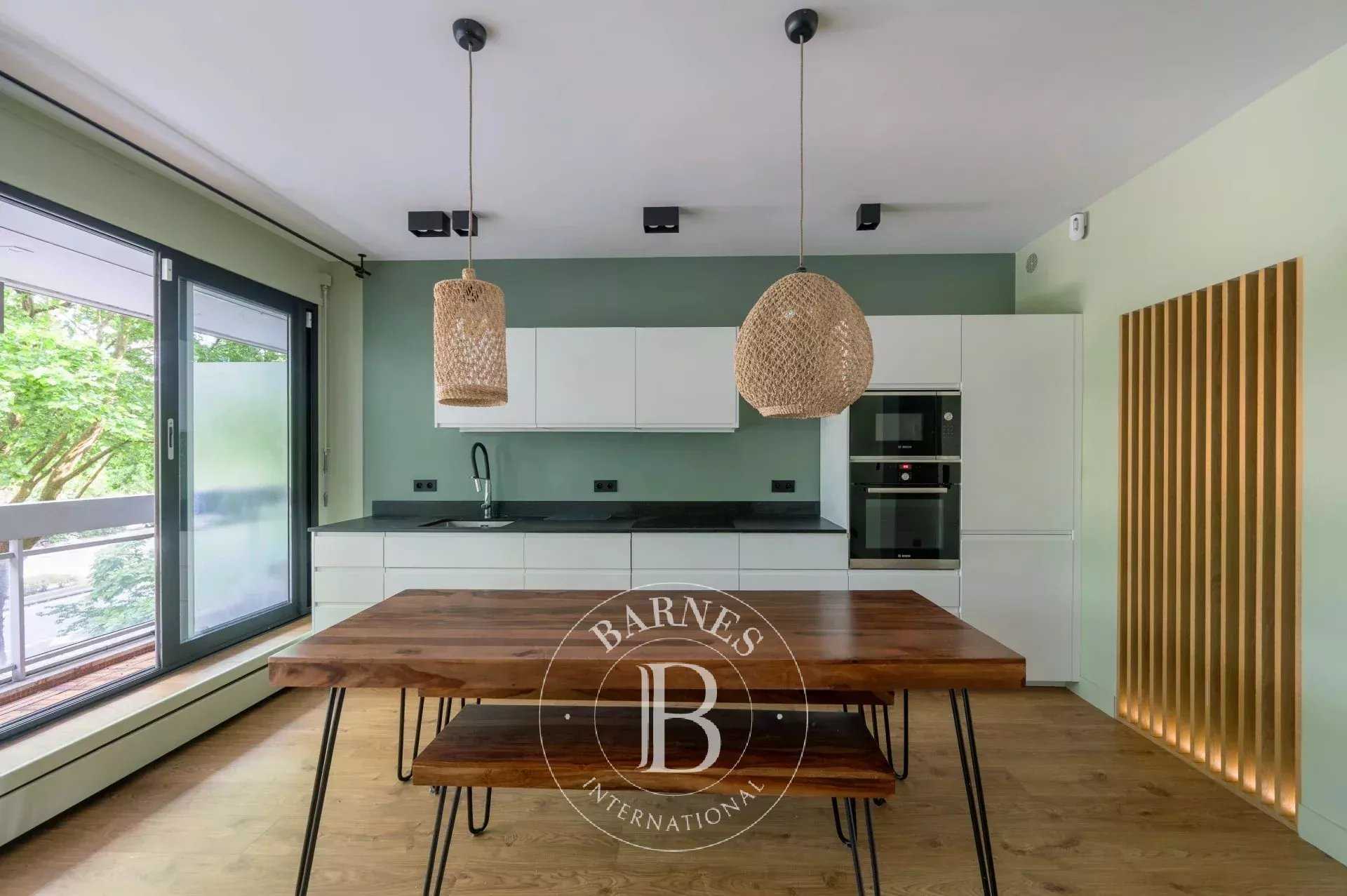 Neuilly-sur-Seine  - Apartment 2 Bedrooms