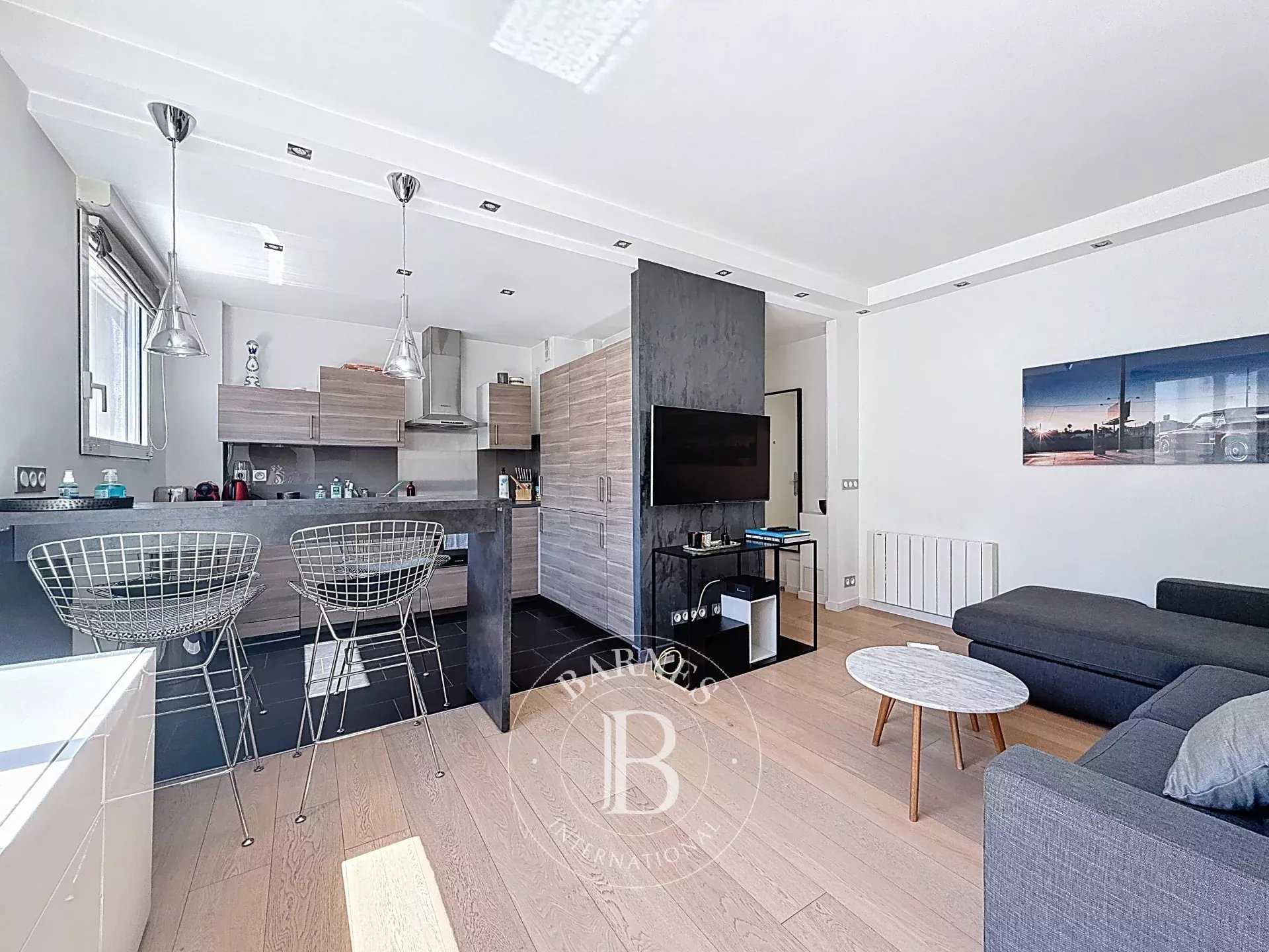 Neuilly-sur-Seine  - Appartement 2 Pièces, 1 Chambre