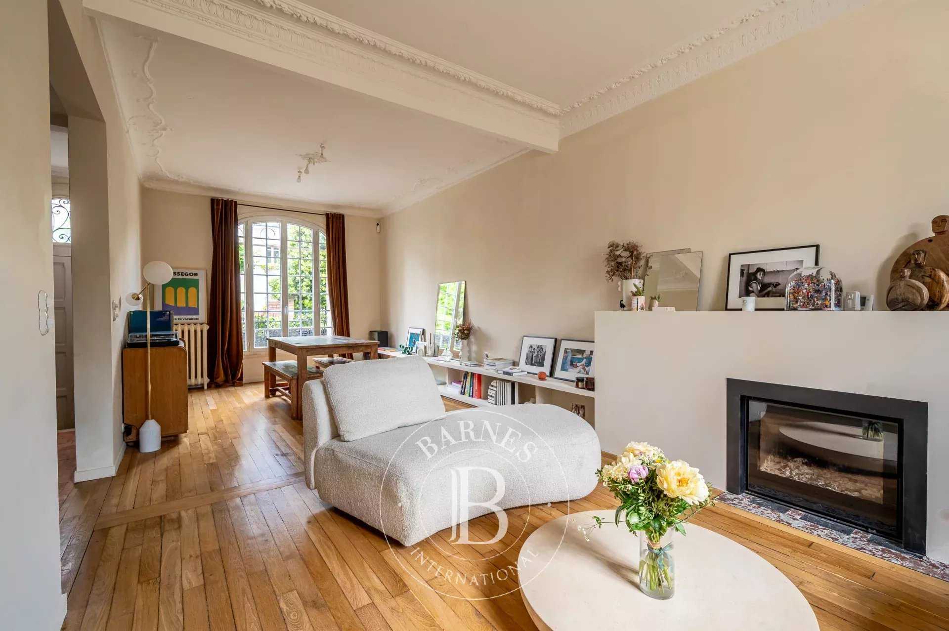 Asnières-sur-Seine  - House 5 Bedrooms