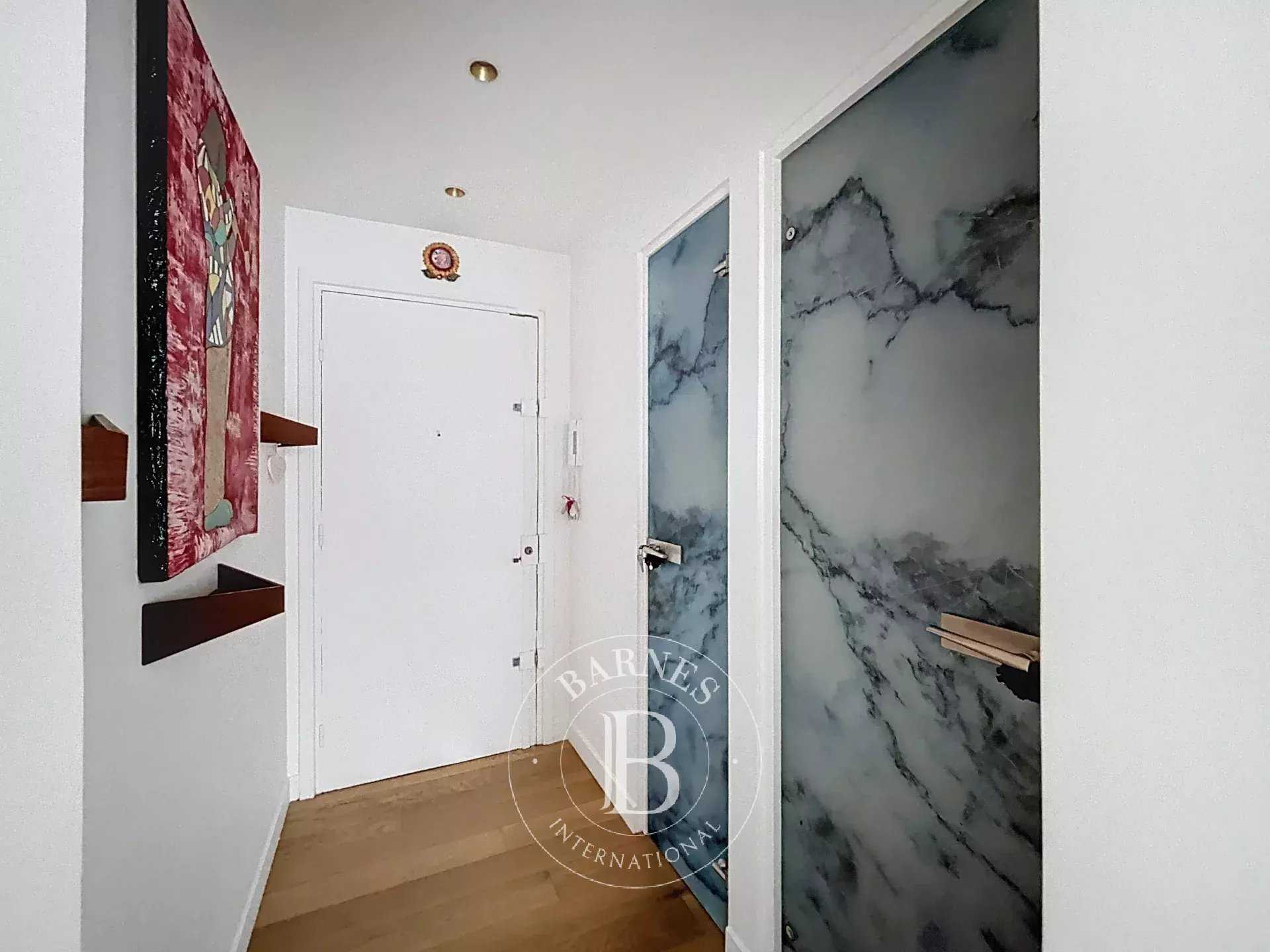 Levallois-Perret  - Piso 2 Cuartos, 1 Habitacion