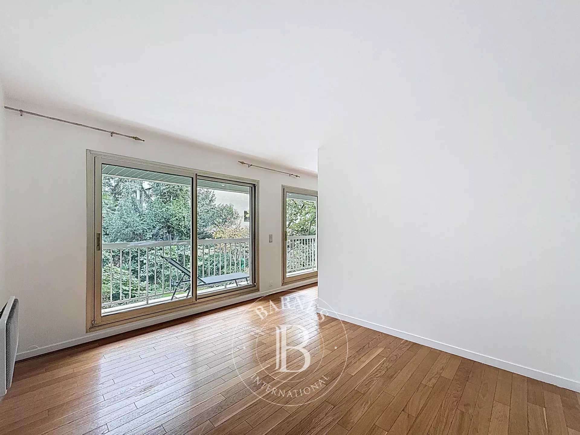 Neuilly-sur-Seine  - Appartement 4 Pièces 2 Chambres