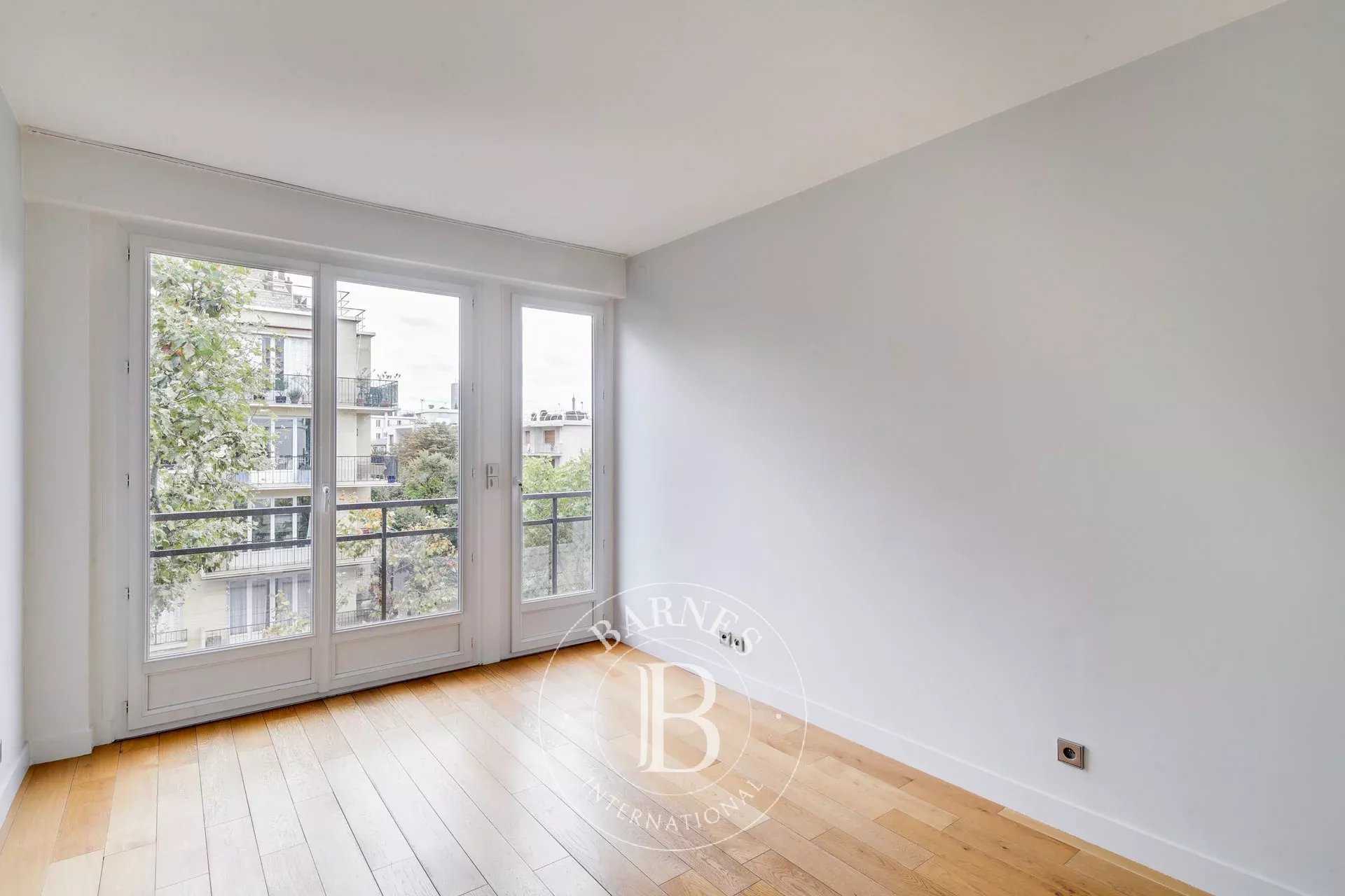 Neuilly-sur-Seine  - Apartment 3 Bedrooms