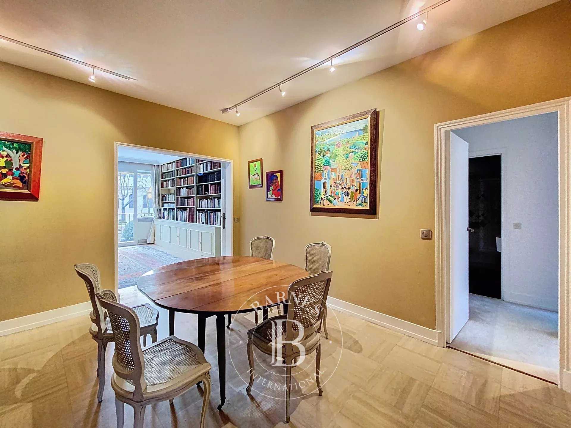 Neuilly-sur-Seine  - Appartement 5 Pi&egrave;ces 4 Chambres