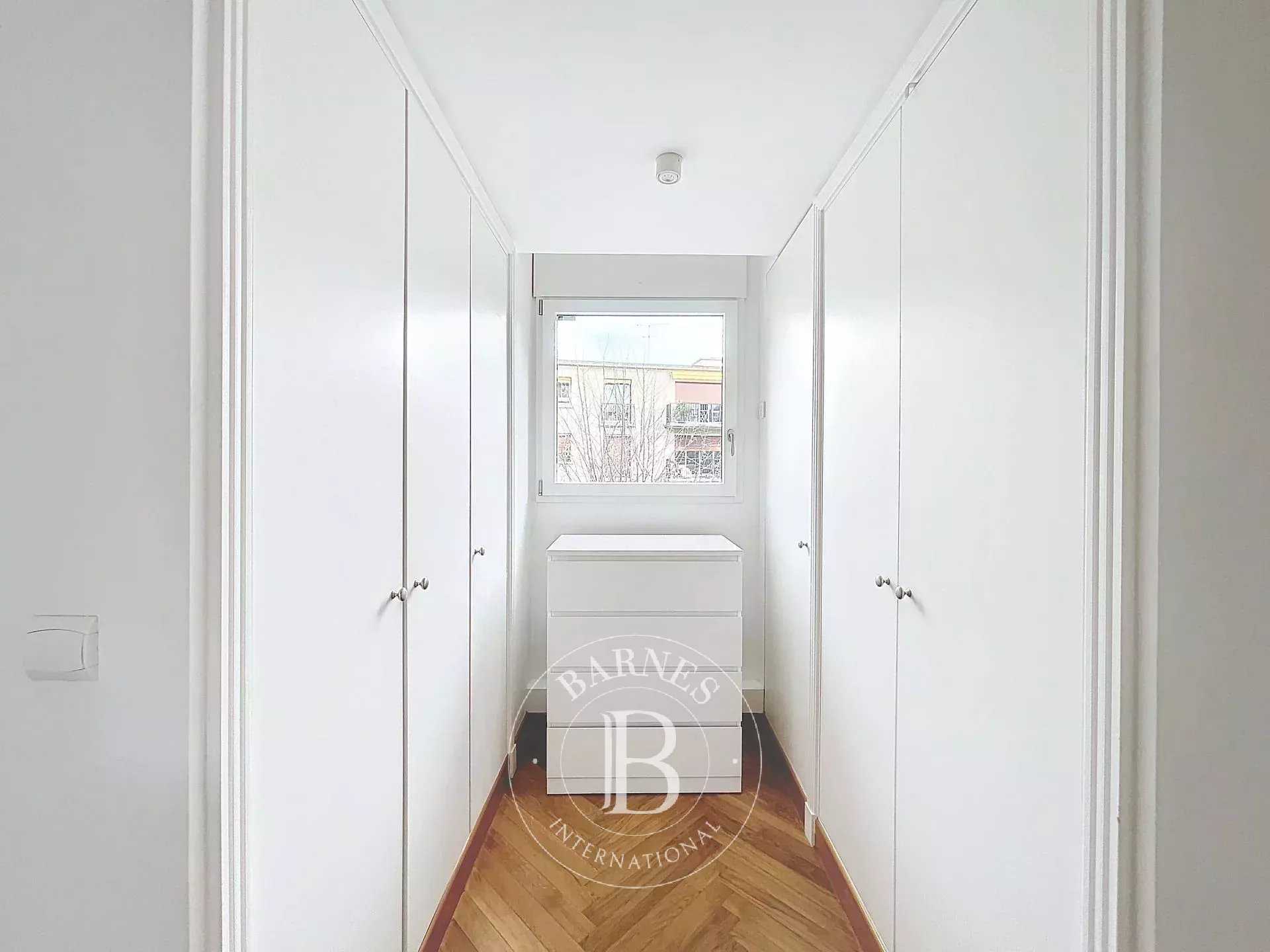 Neuilly-sur-Seine  - Appartement 5 Pièces 3 Chambres