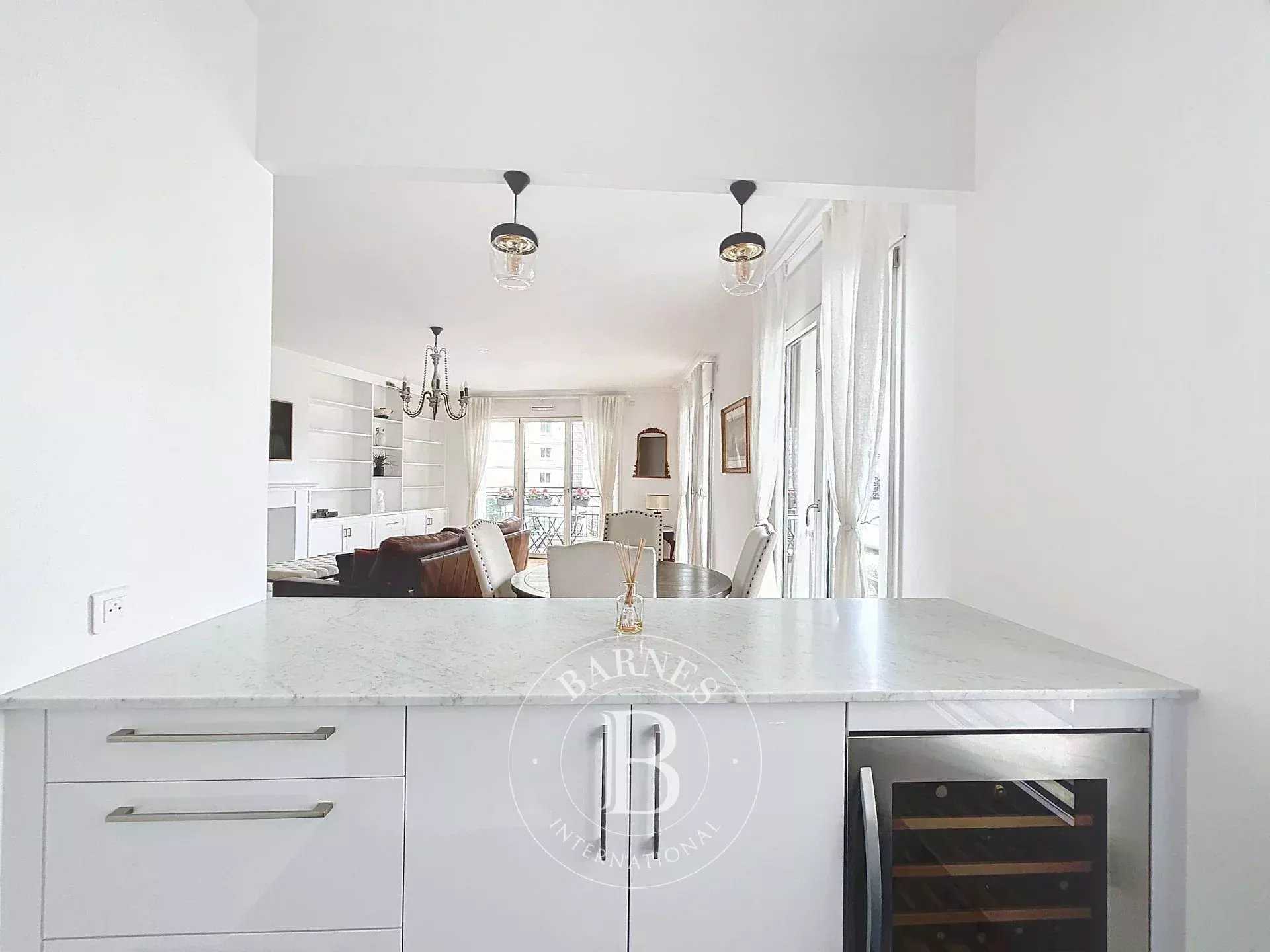 Neuilly-sur-Seine  - Apartment 3 Bedrooms