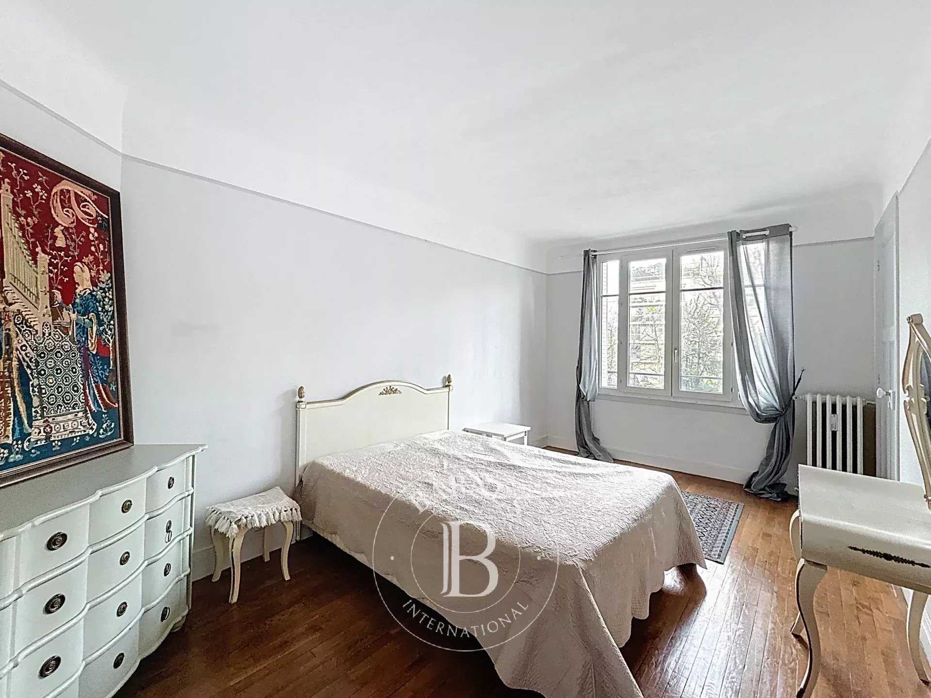 Neuilly-sur-Seine  - Appartement 3 Pi&egrave;ces 2 Chambres