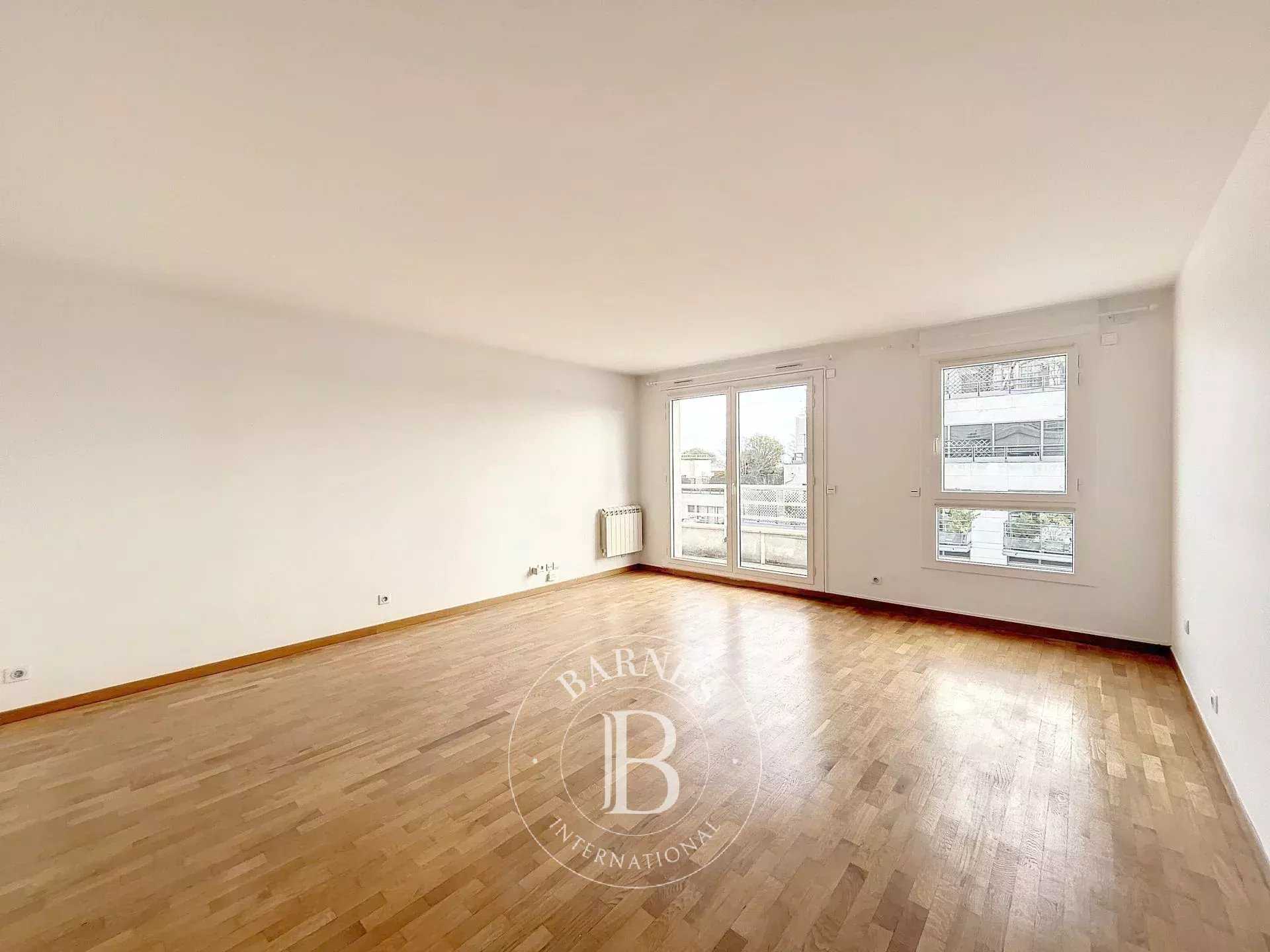 Levallois-Perret  - Appartement 5 Pièces 3 Chambres