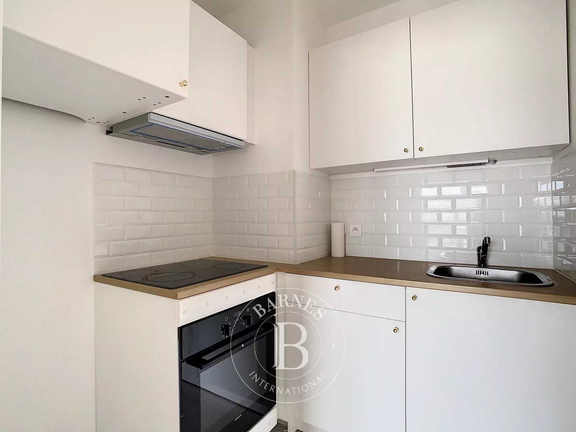 Neuilly-sur-Seine  - Piso 2 Cuartos, 1 Habitacion
