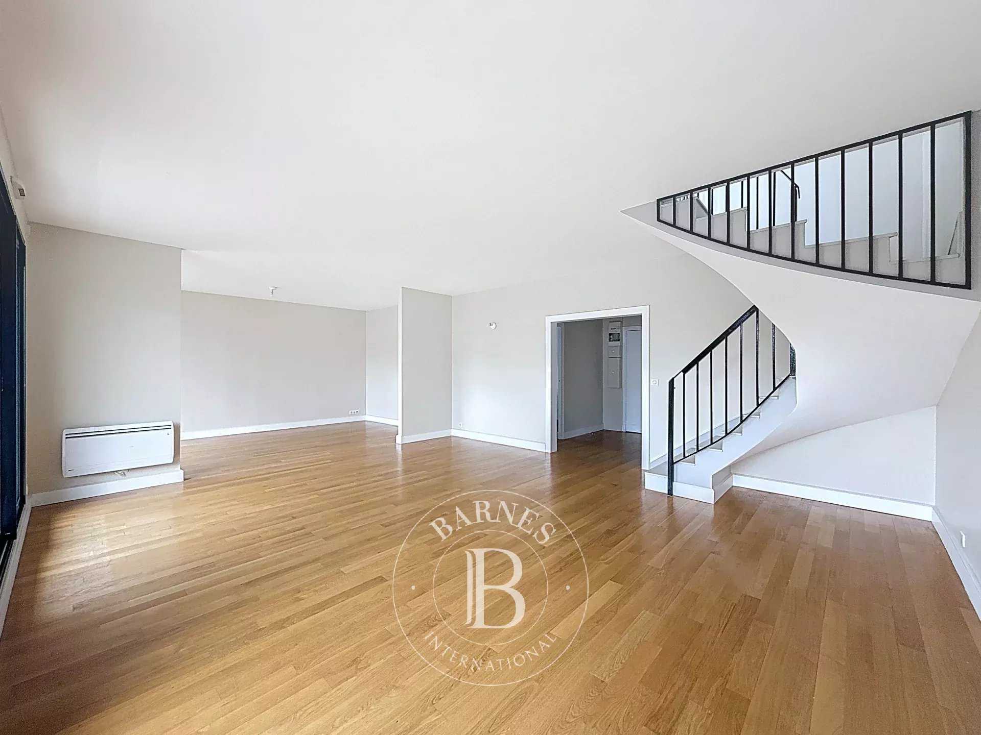 Neuilly-sur-Seine  - Apartment 3 Bedrooms