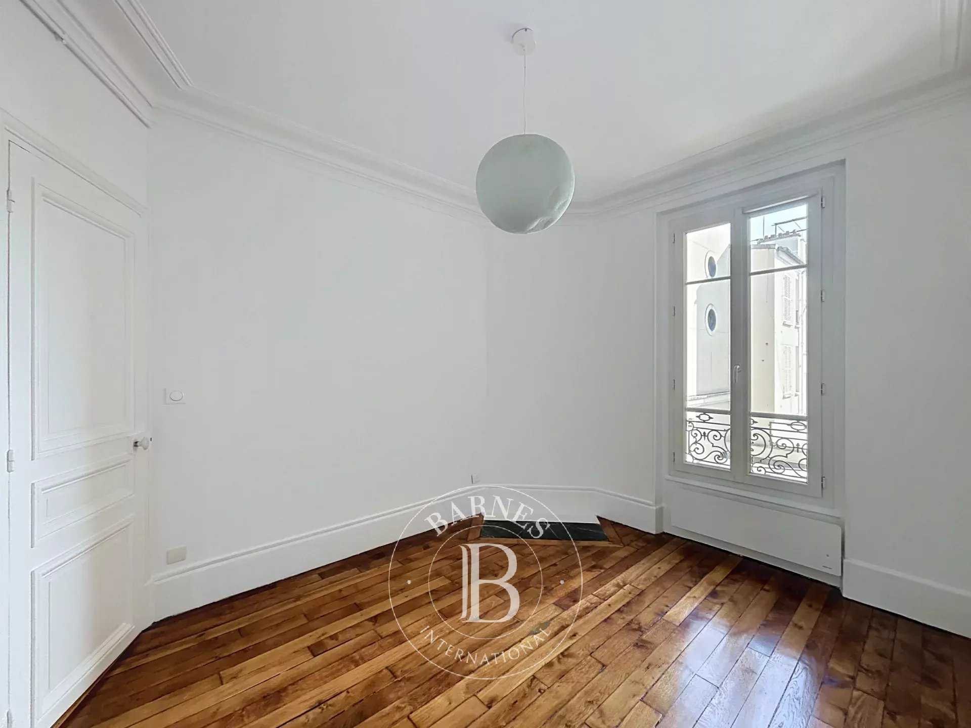 Levallois-Perret  - Apartment 2 Bedrooms