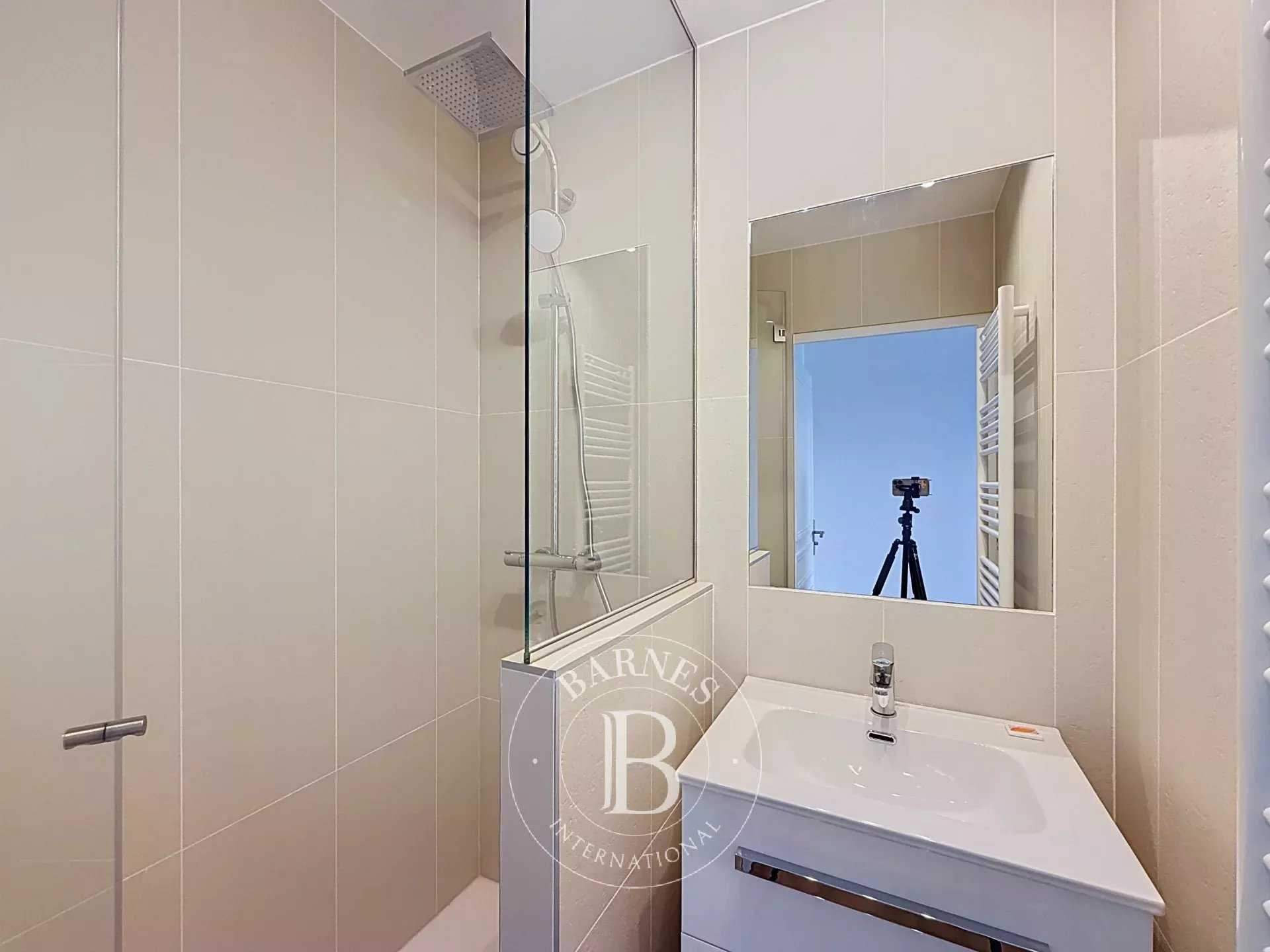 Neuilly-sur-Seine  - Appartement 3 Pi&egrave;ces 2 Chambres
