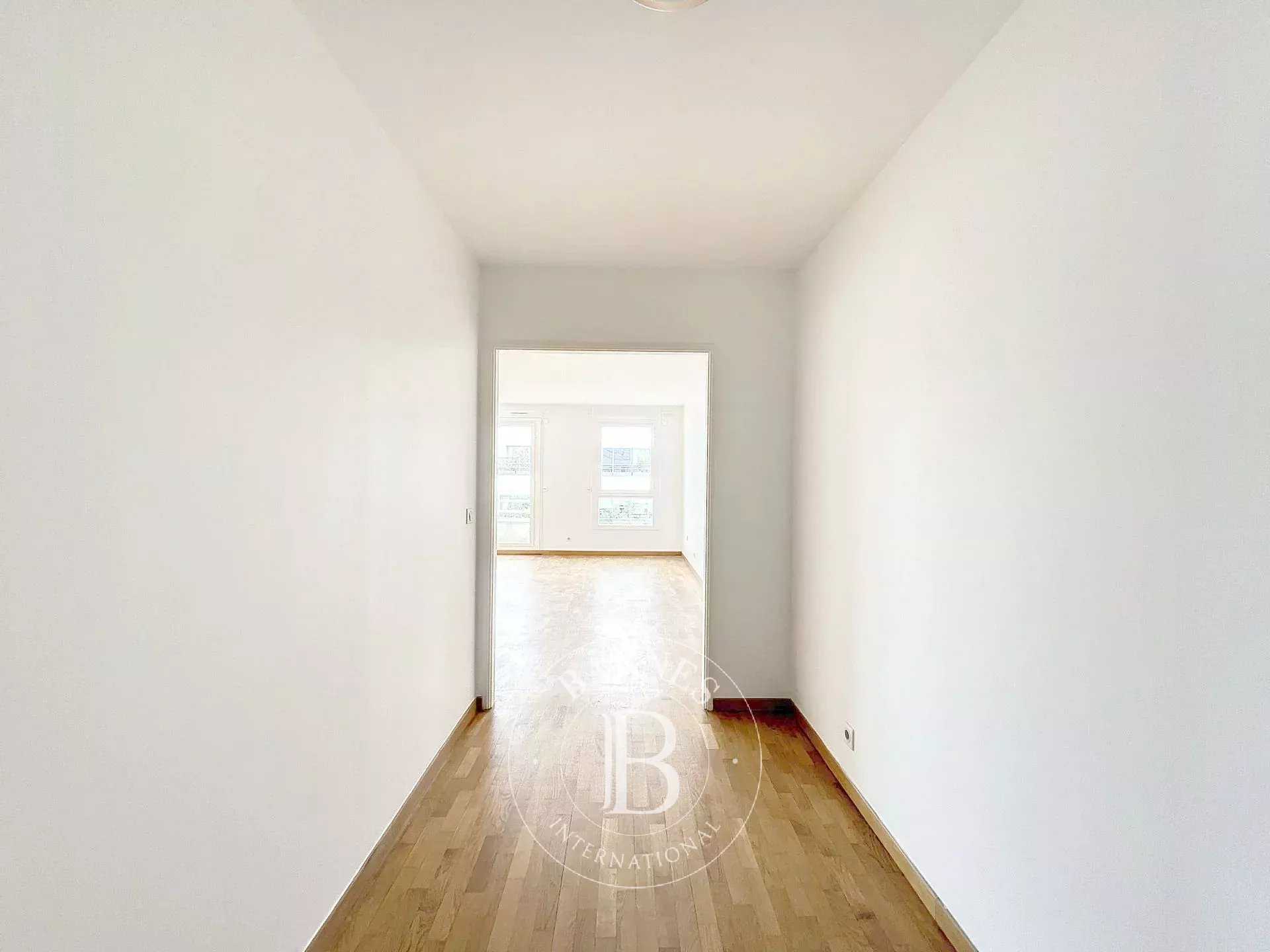 Levallois-Perret  - Appartement 5 Pièces 3 Chambres