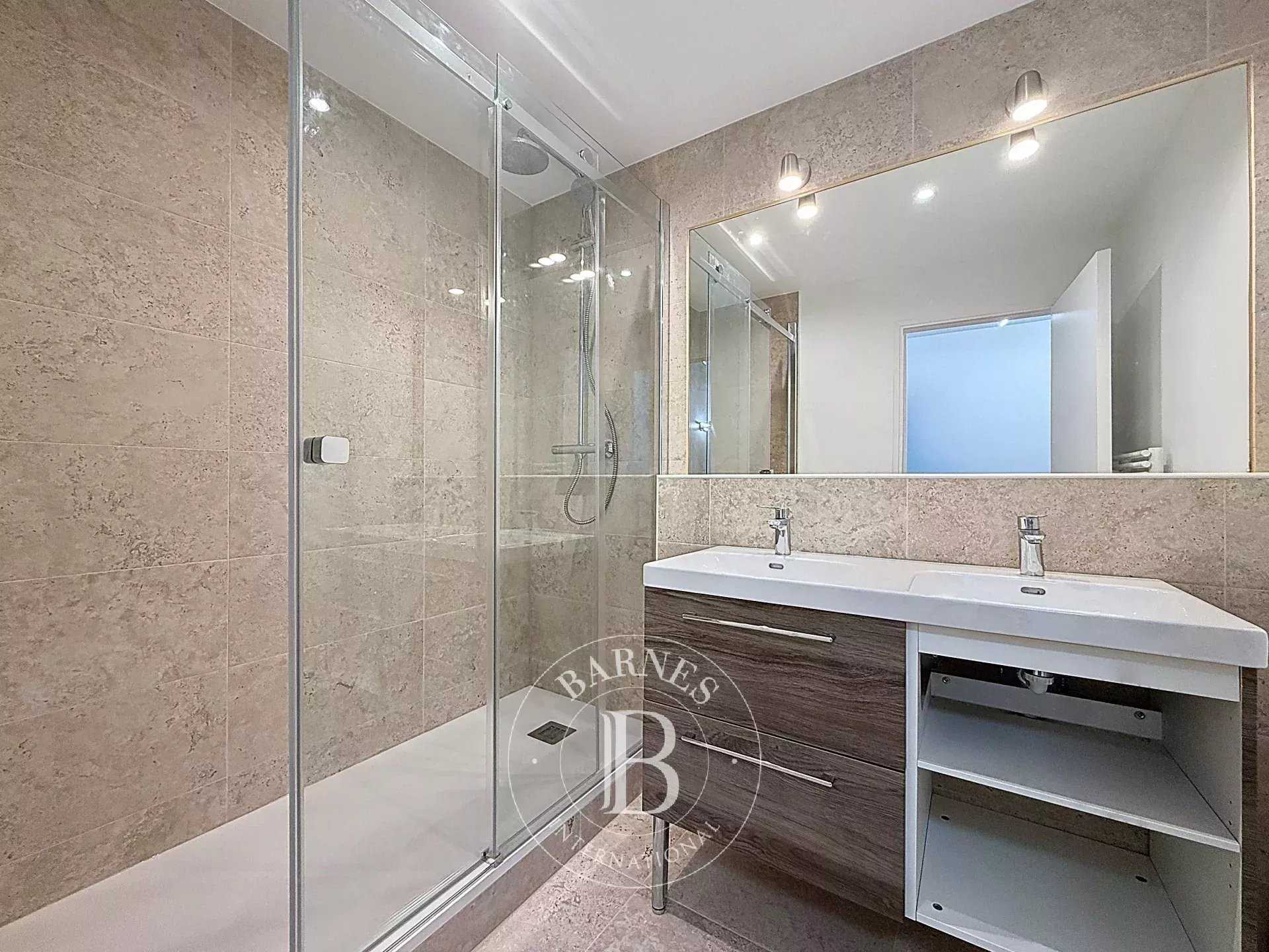 Neuilly-sur-Seine  - Piso 3 Cuartos 2 Habitaciones